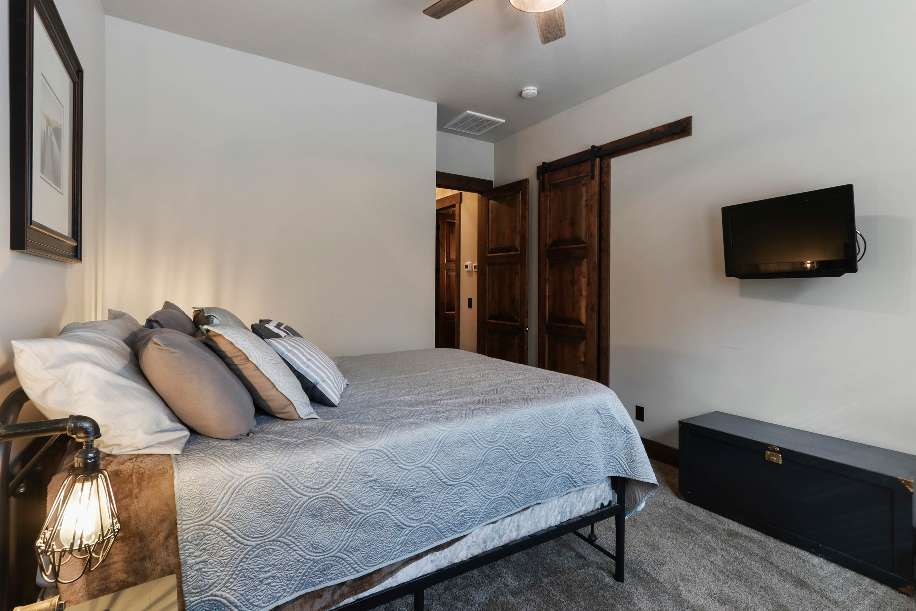 Sandpoint, Idaho, 83864, United States, 6 Bedrooms Bedrooms, ,8 BathroomsBathrooms,Residential,For Sale,1975419