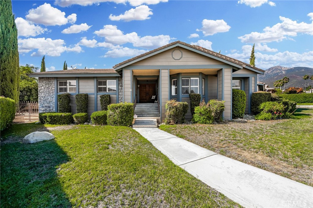 Upland, California, 91784, United States, 3 Bedrooms Bedrooms, ,2 BathroomsBathrooms,Residential,For Sale,1978037