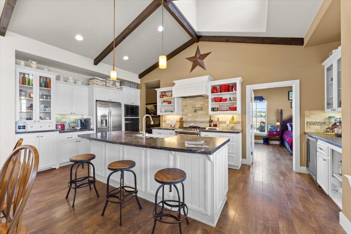 Red Bluff, California, 96080, United States, 3 Bedrooms Bedrooms, ,2 BathroomsBathrooms,Residential,For Sale,1949814