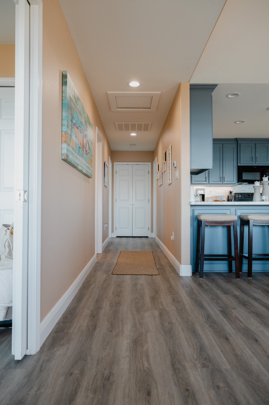 Palacios, Texas, 77465, United States, 3 Bedrooms Bedrooms, ,2 BathroomsBathrooms,Residential,For Sale,1984979