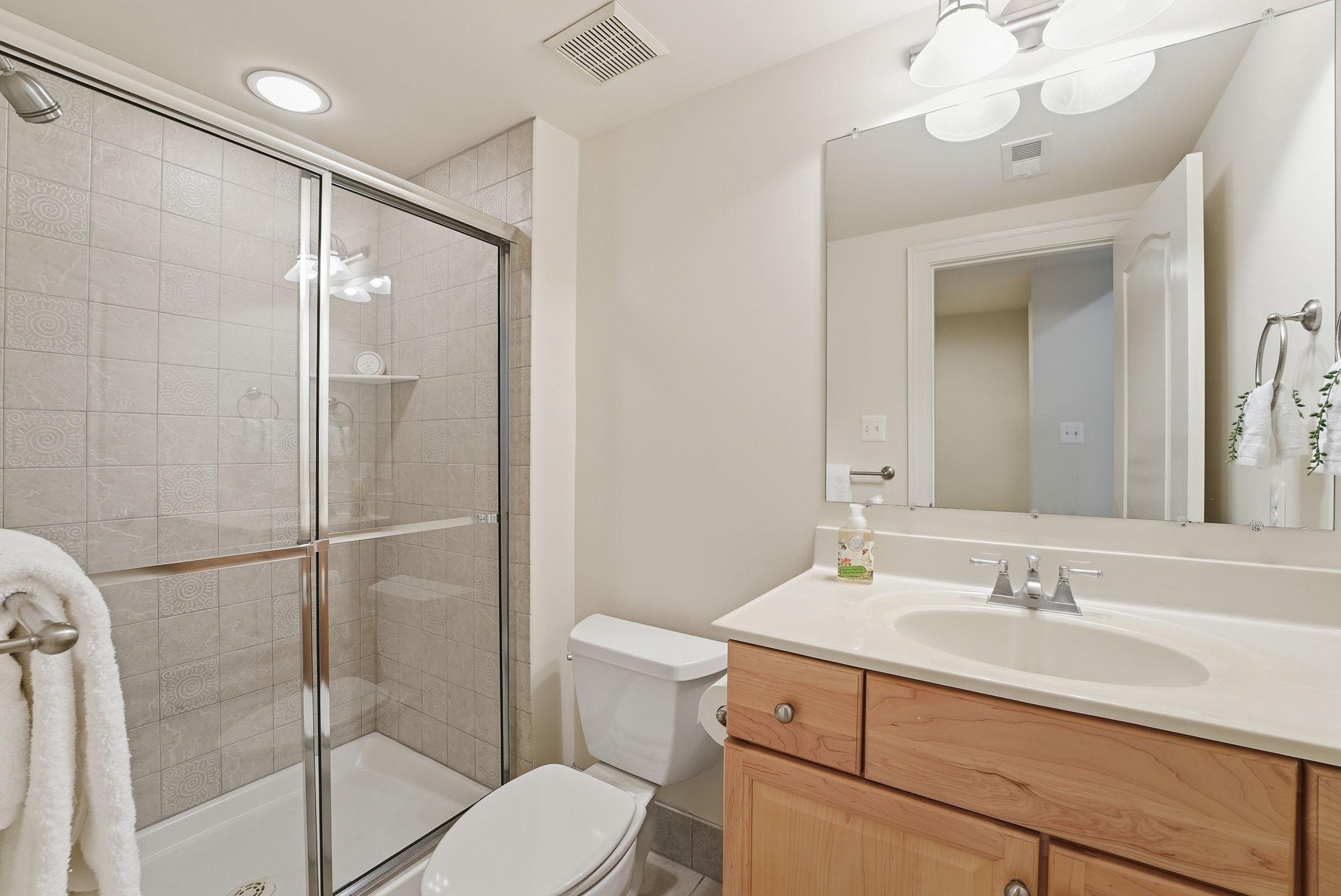  5836 Conway Road, Bethesda, MD, 20817 - 物件實景