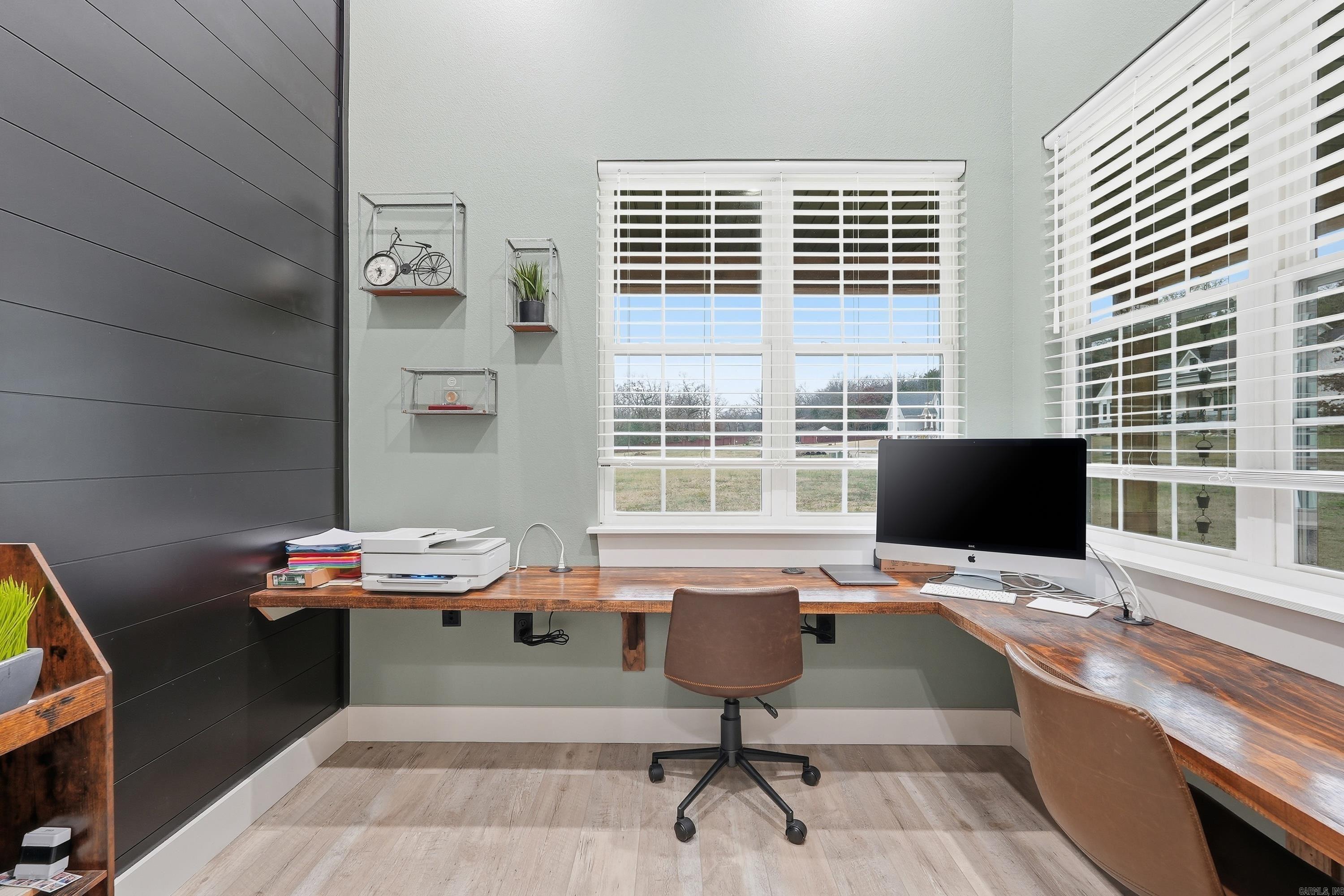 Morrilton, Arkansas, 72110, United States, 3 Bedrooms Bedrooms, ,4 BathroomsBathrooms,Residential,For Sale,2003394