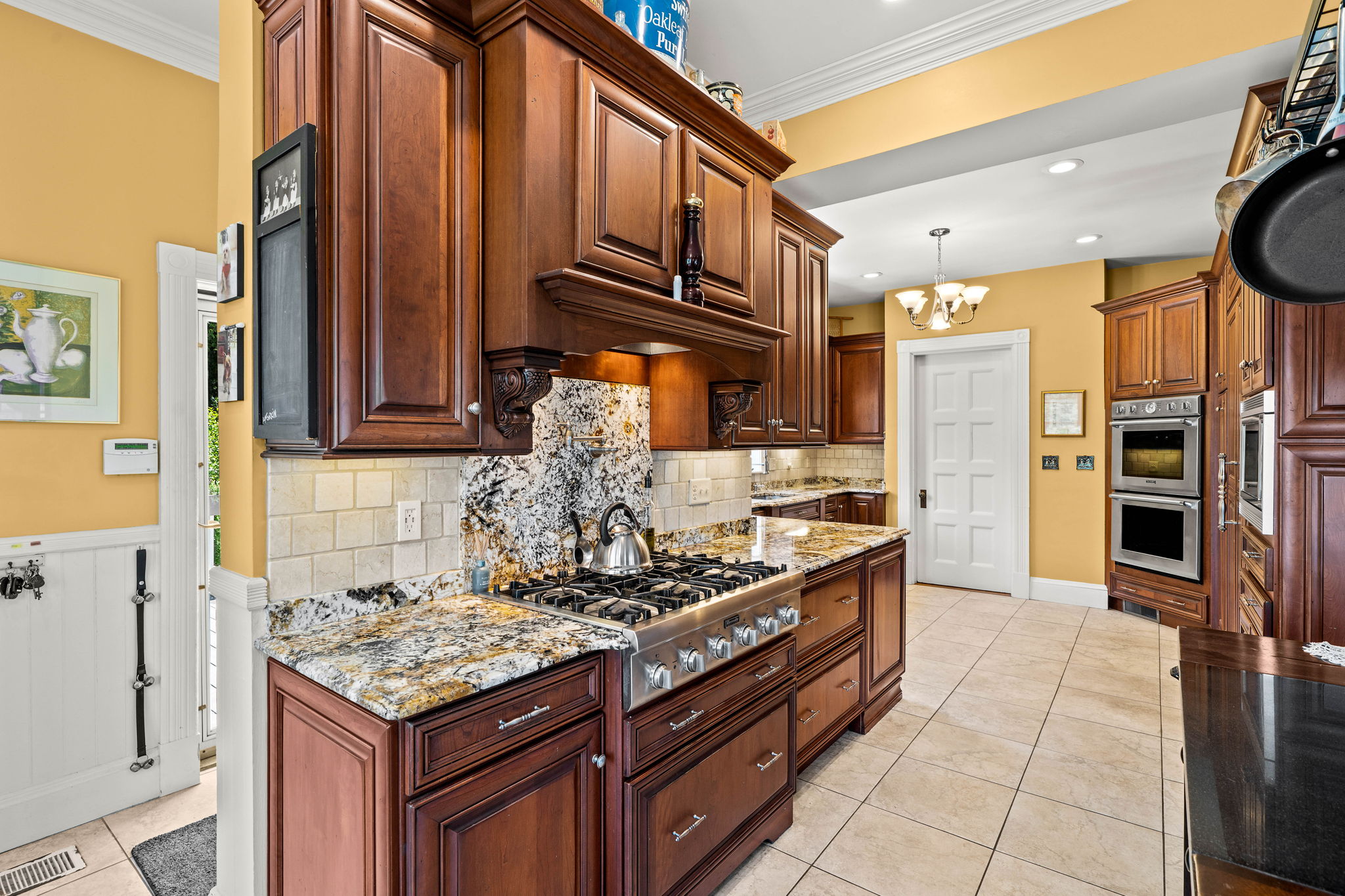  32 Belmont Ave, Lowell, MA, 01852 - 物件實景