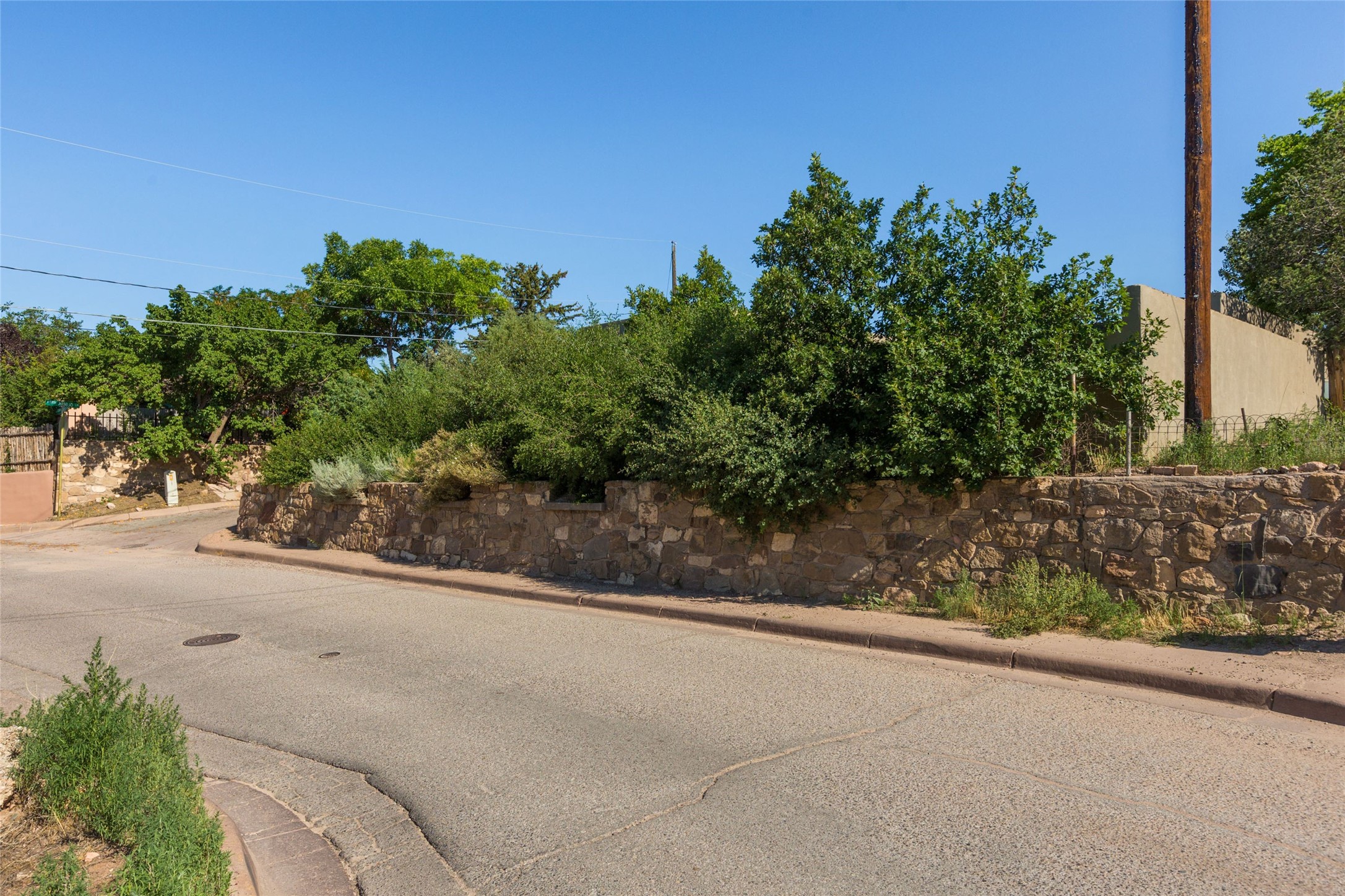 1291 Cerro Gordo Rd - 物件實景