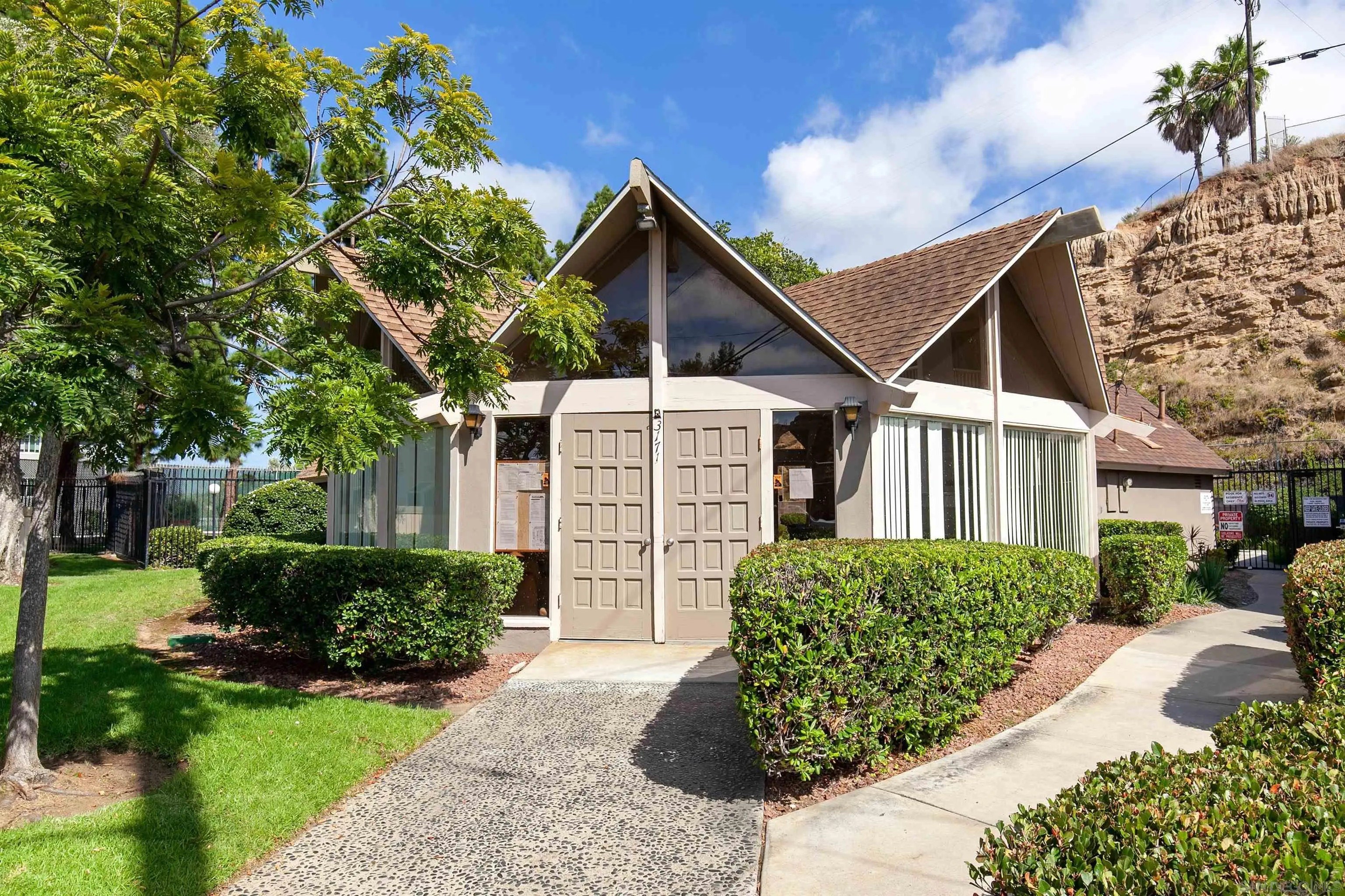 San Diego, California, 92110, United States, 1 Bedroom Bedrooms, ,1 BathroomBathrooms,Residential,For Sale,1999135