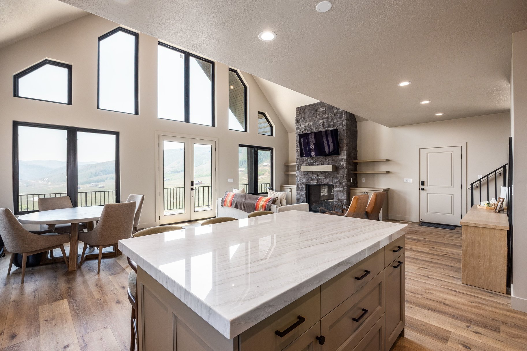 Modern Mountain Living with Panoramic Views & Scofield Reservoir Access - 物件實景
