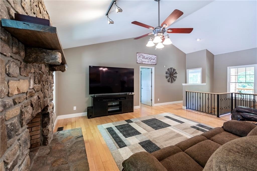 Jasper, Georgia, 30143, United States, 3 Bedrooms Bedrooms, ,3 BathroomsBathrooms,Residential,For Sale,1974102