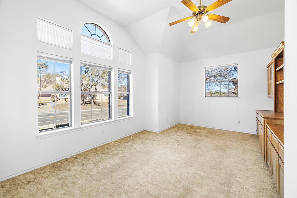 Kerrville, Texas, 78028, United States, 3 Bedrooms Bedrooms, ,3 BathroomsBathrooms,Residential,For Sale,1983005