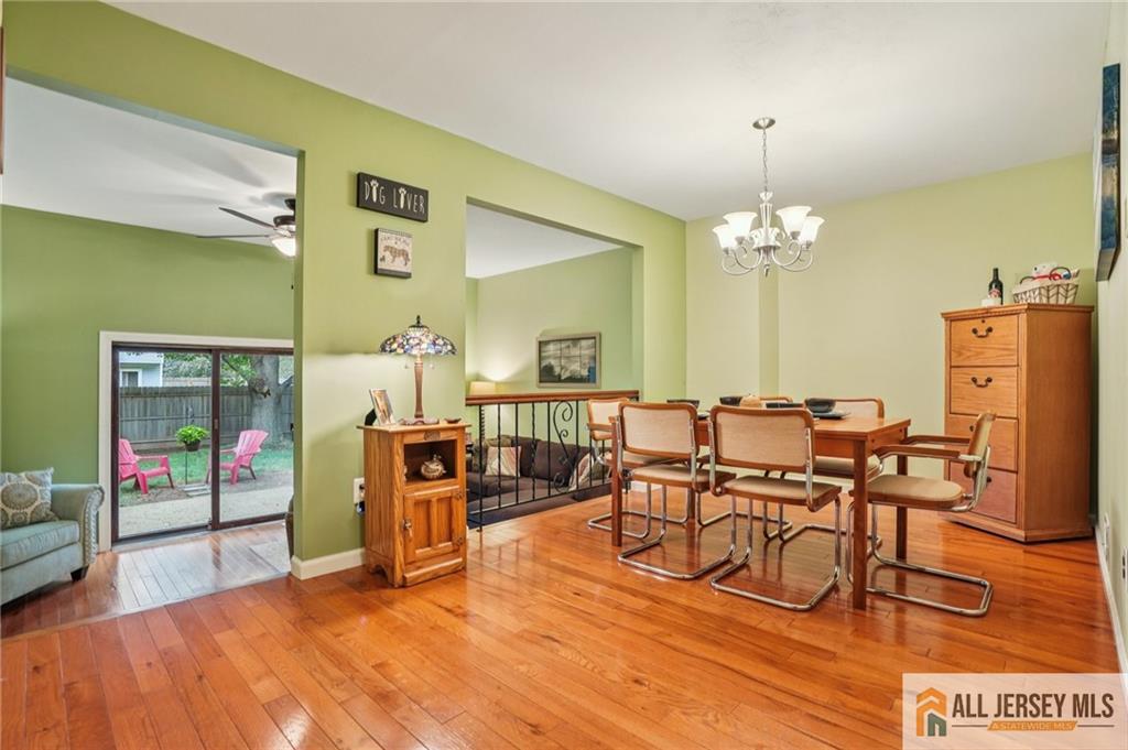 Edison, New Jersey, 08820, United States, 2 Bedrooms Bedrooms, ,2 BathroomsBathrooms,Residential,For Sale,1925954