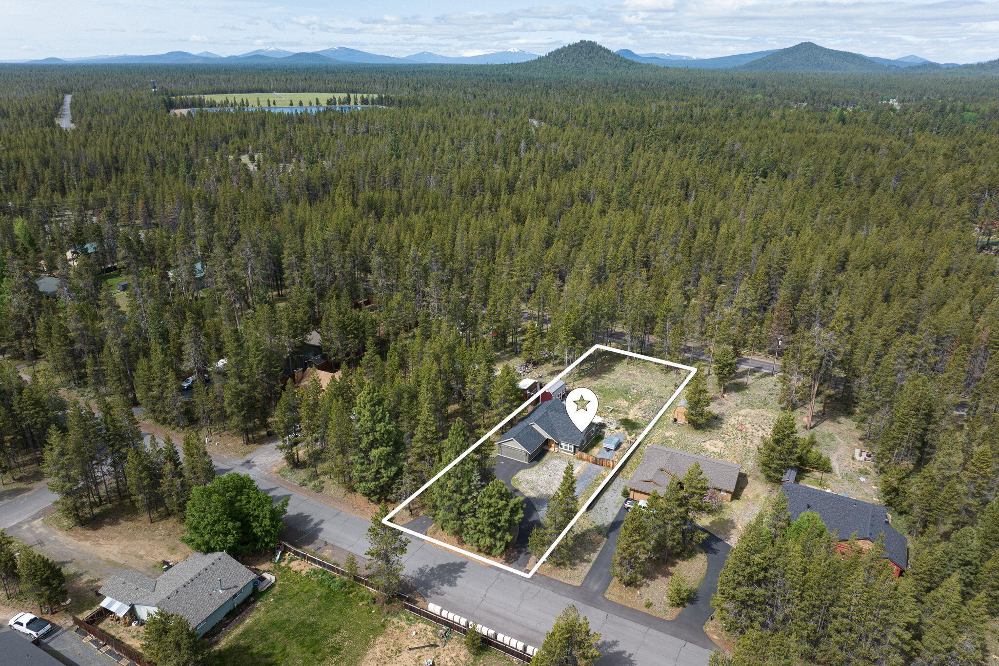 Bend, Oregon, 97707, United States, 3 Bedrooms Bedrooms, ,2 BathroomsBathrooms,Residential,For Sale,1847300
