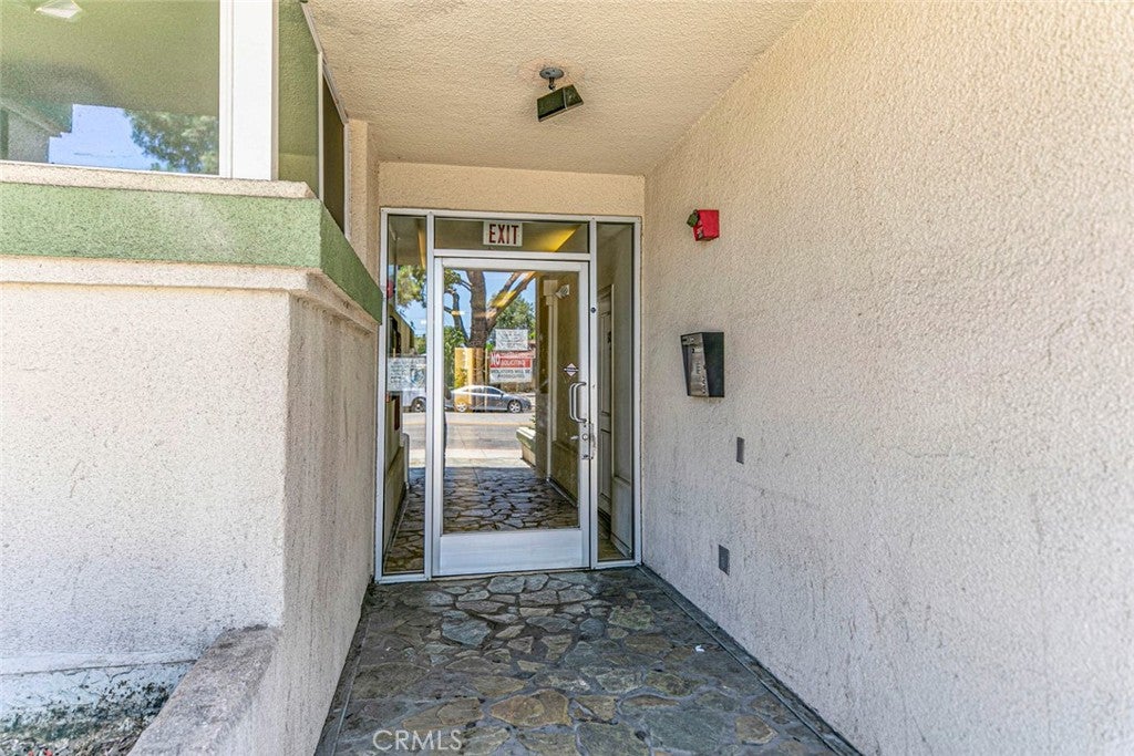 Granada Hills, California, 91344, United States, 2 Bedrooms Bedrooms, ,2 BathroomsBathrooms,Residential,For Sale,1940302