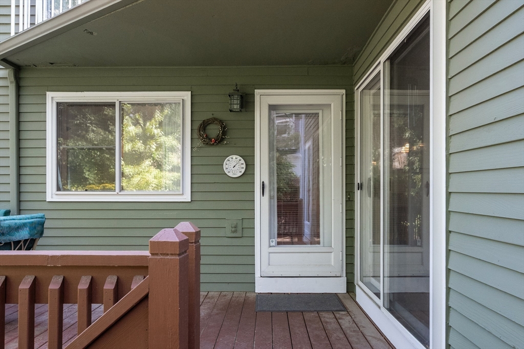 Salem, Massachusetts, 01970, United States, 2 Bedrooms Bedrooms, ,3 BathroomsBathrooms,Residential,For Sale,1932655