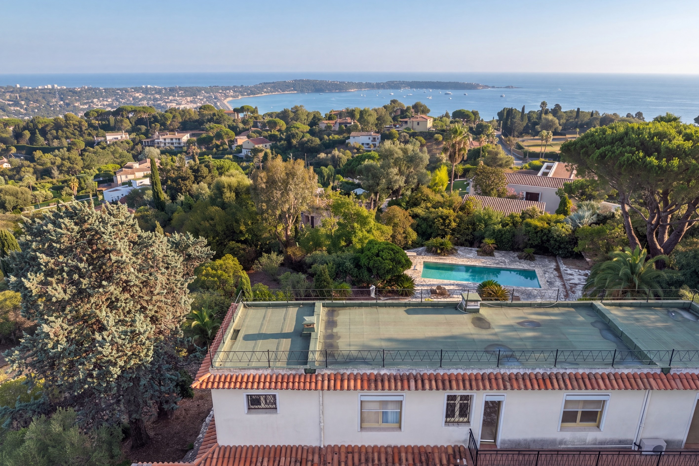  Super Cannes, 6,071 sqm of land with cleared permit for two contemporary sea vi… - 物件實景