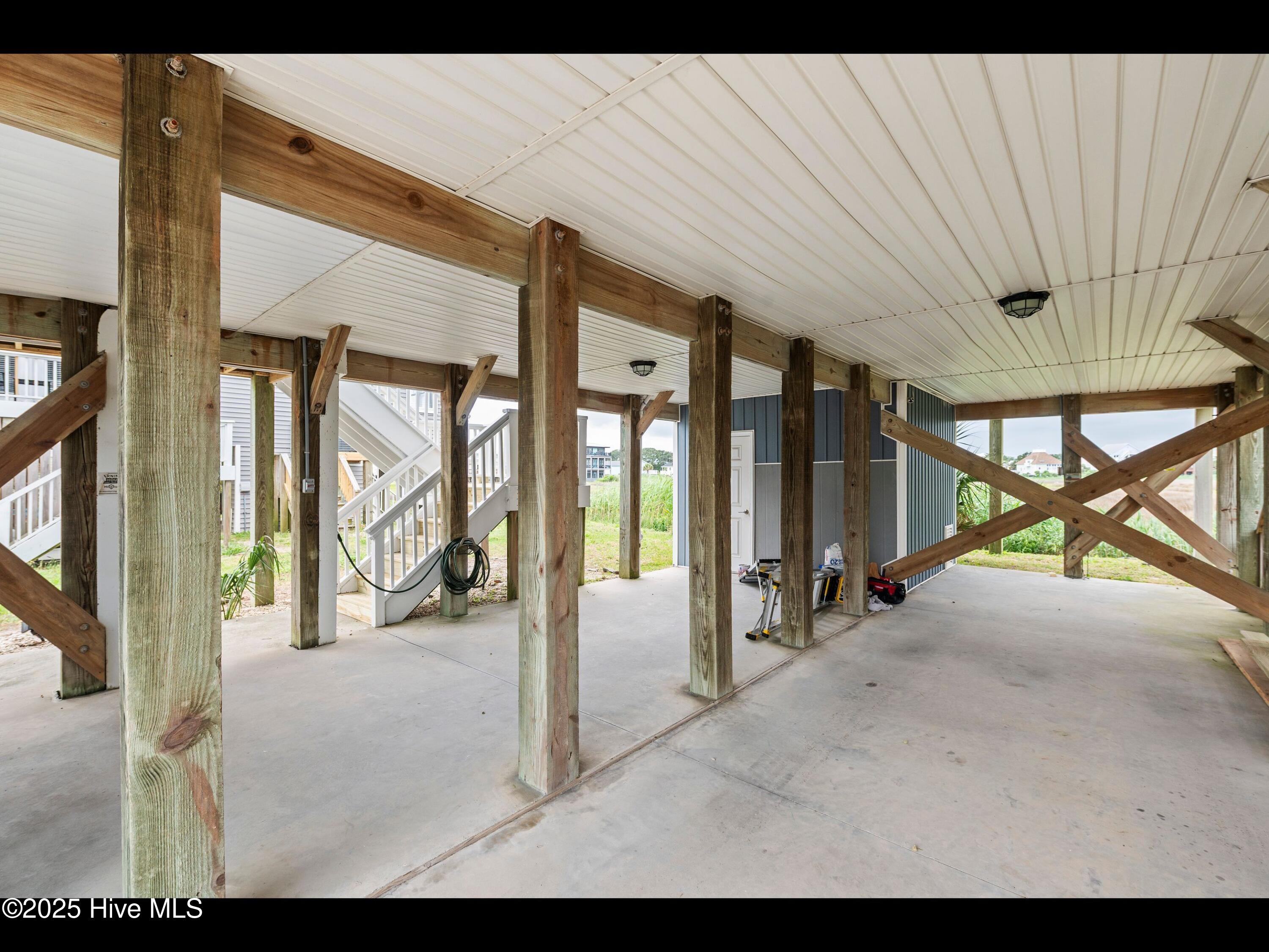 Carolina Beach, North Carolina, 28428, United States, 3 Bedrooms Bedrooms, ,3 BathroomsBathrooms,Residential,For Sale,1827738