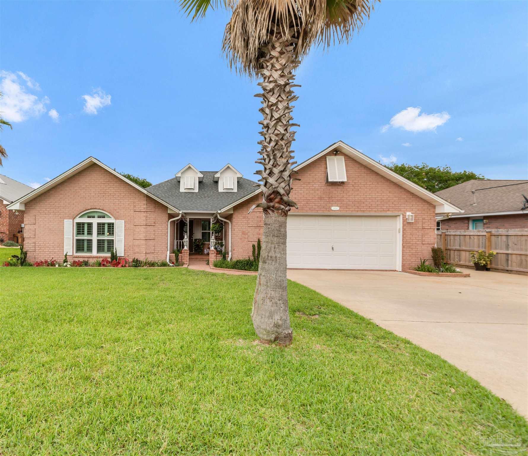 Gulf Breeze, Florida, 32563, United States, 4 Bedrooms Bedrooms, ,4 BathroomsBathrooms,Residential,For Sale,1847314