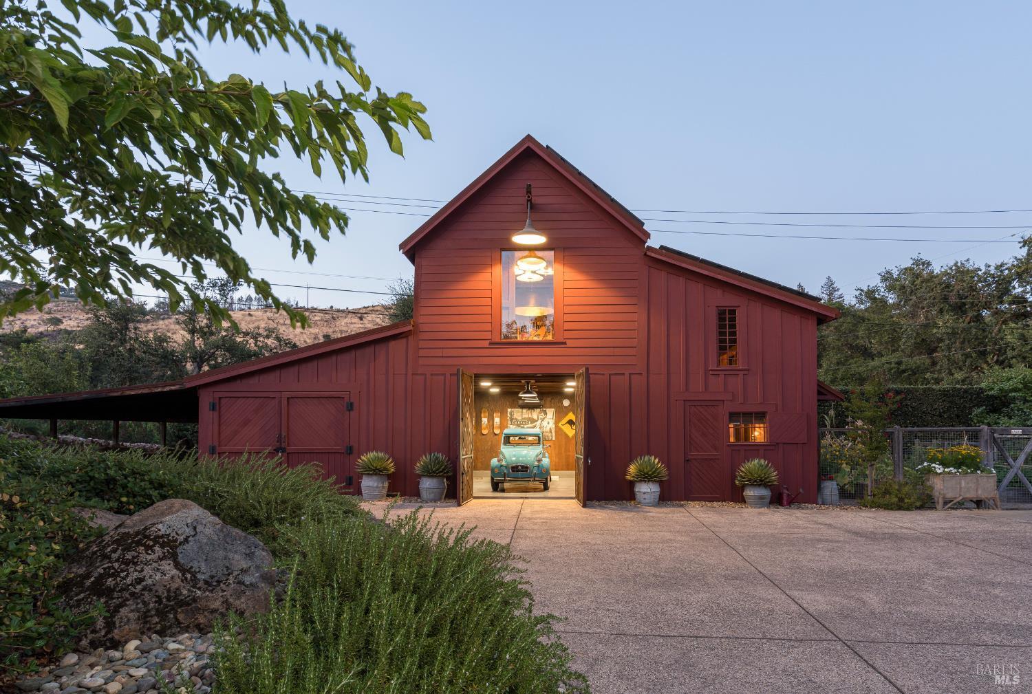 St. Helena, California, 94574, United States, 4 Bedrooms Bedrooms, ,5 BathroomsBathrooms,Residential,For Sale,1933157
