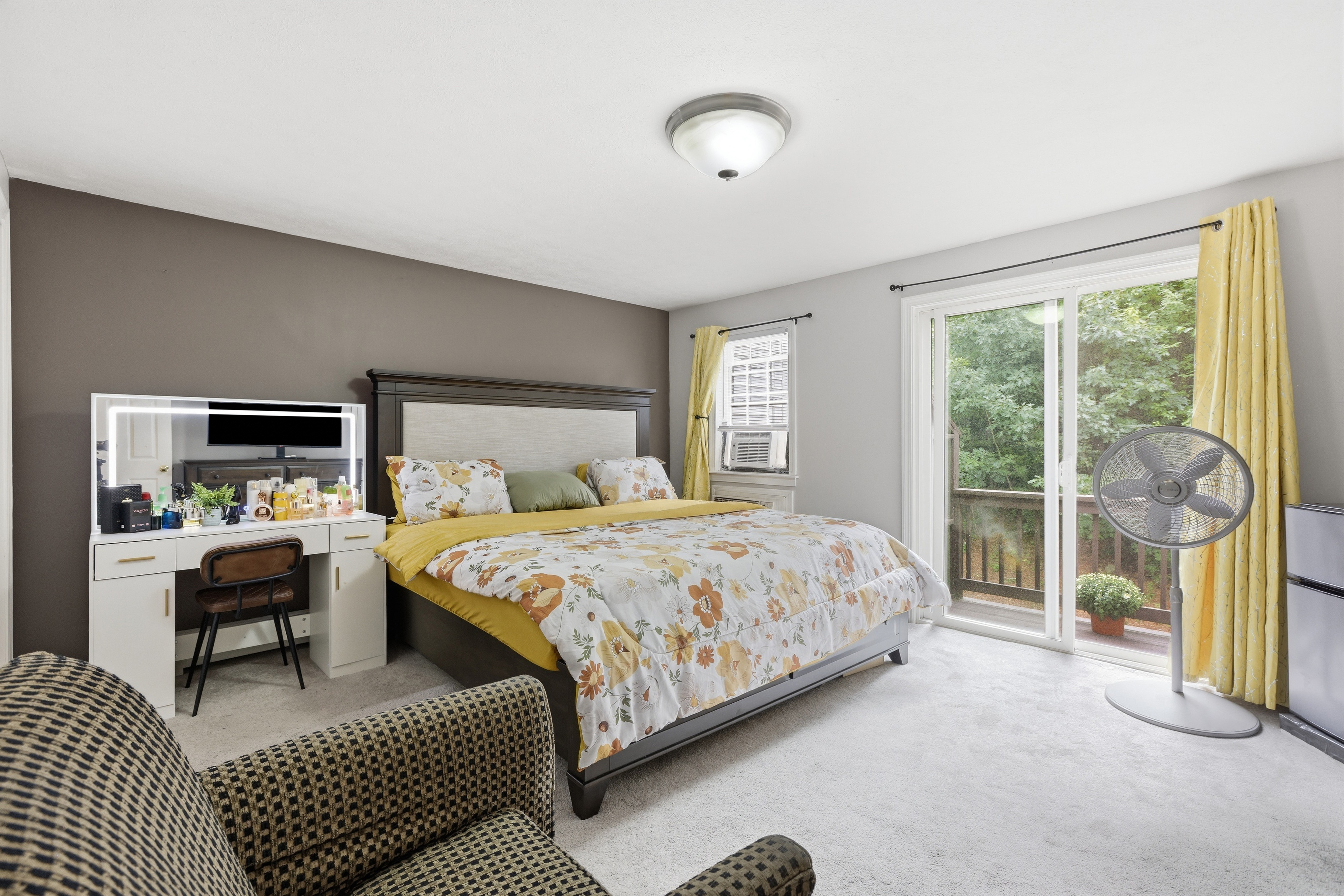  31 Patriot Rd, Fitchburg, MA, 01420 - 物件實景