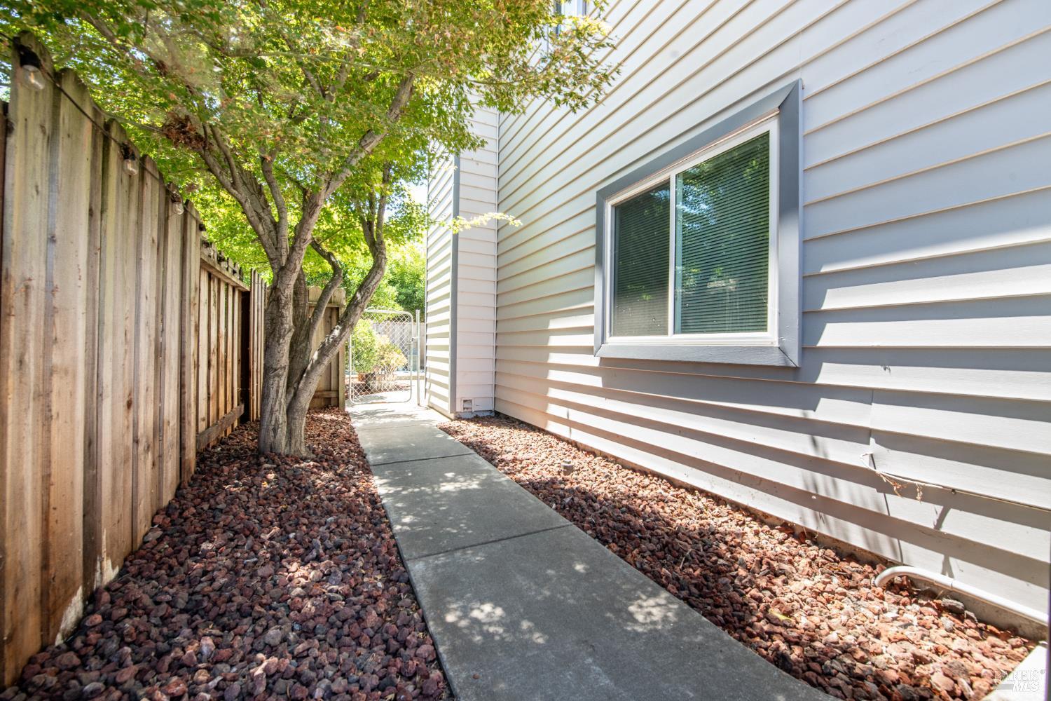 Fairfield, California, 94533, United States, 4 Bedrooms Bedrooms, ,3 BathroomsBathrooms,Residential,For Sale,1928647