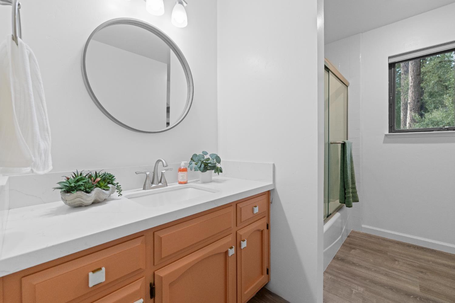 Grass Valley, California, 95949, United States, 3 Bedrooms Bedrooms, ,3 BathroomsBathrooms,Residential,For Sale,1992571