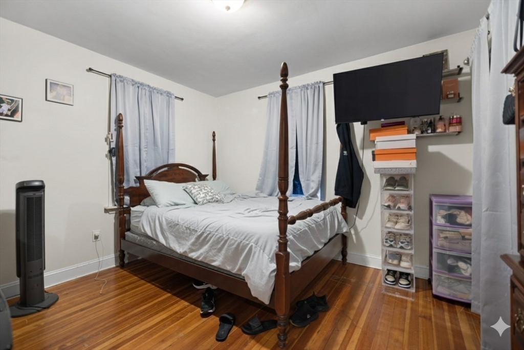 Boston, Massachusetts, 02124, United States, 11 Bedrooms Bedrooms, ,3 BathroomsBathrooms,Residential,For Sale,1980945