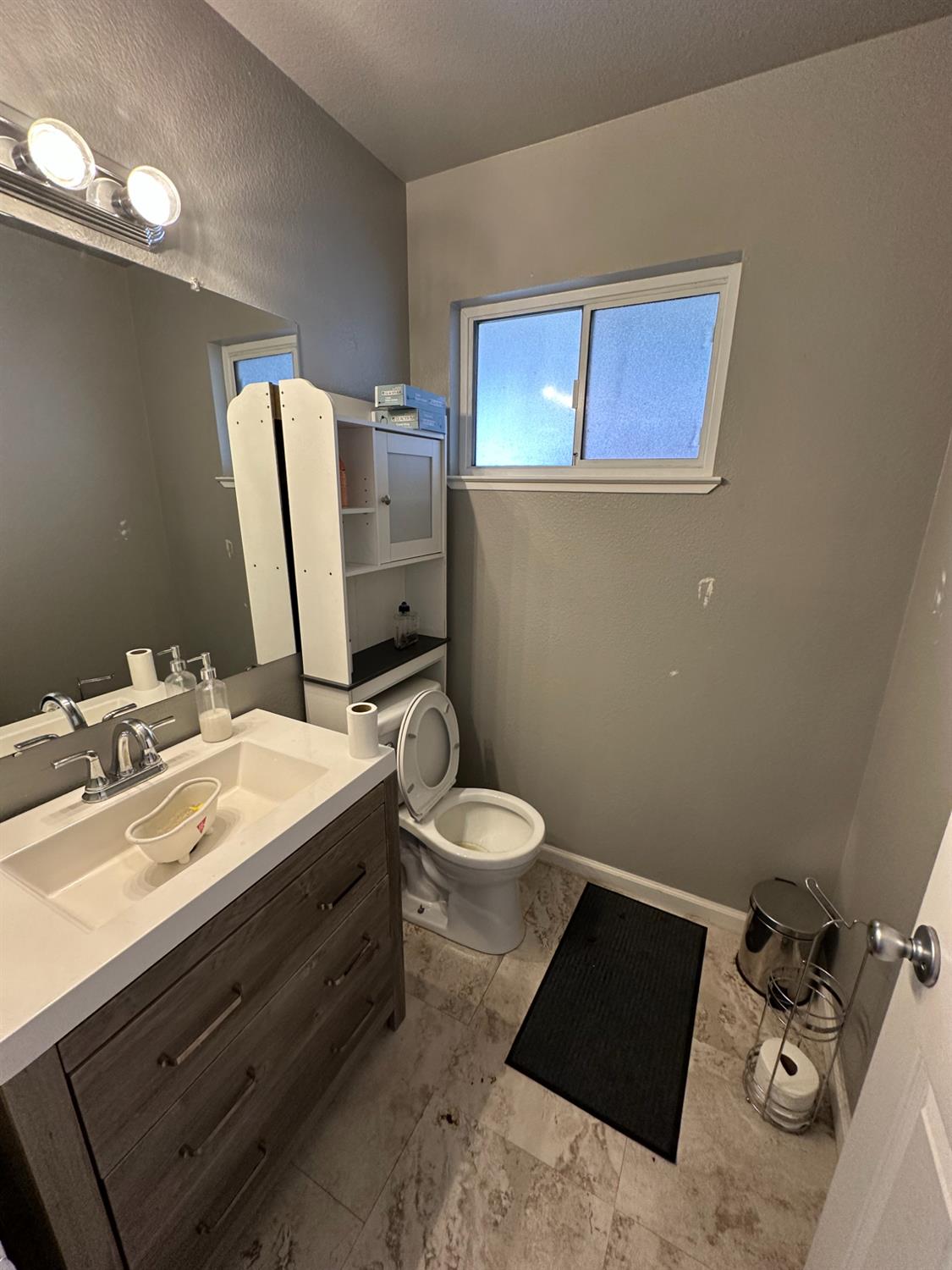 Sacramento, California, 95826, United States, 4 Bedrooms Bedrooms, ,3 BathroomsBathrooms,Residential,For Sale,1898799