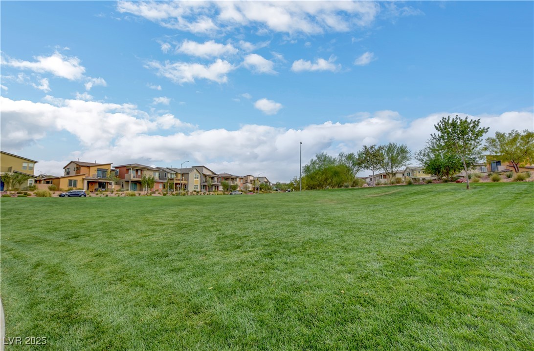 Henderson, Nevada, 89011, United States, 3 Bedrooms Bedrooms, ,2 BathroomsBathrooms,Residential,For Sale,1848397
