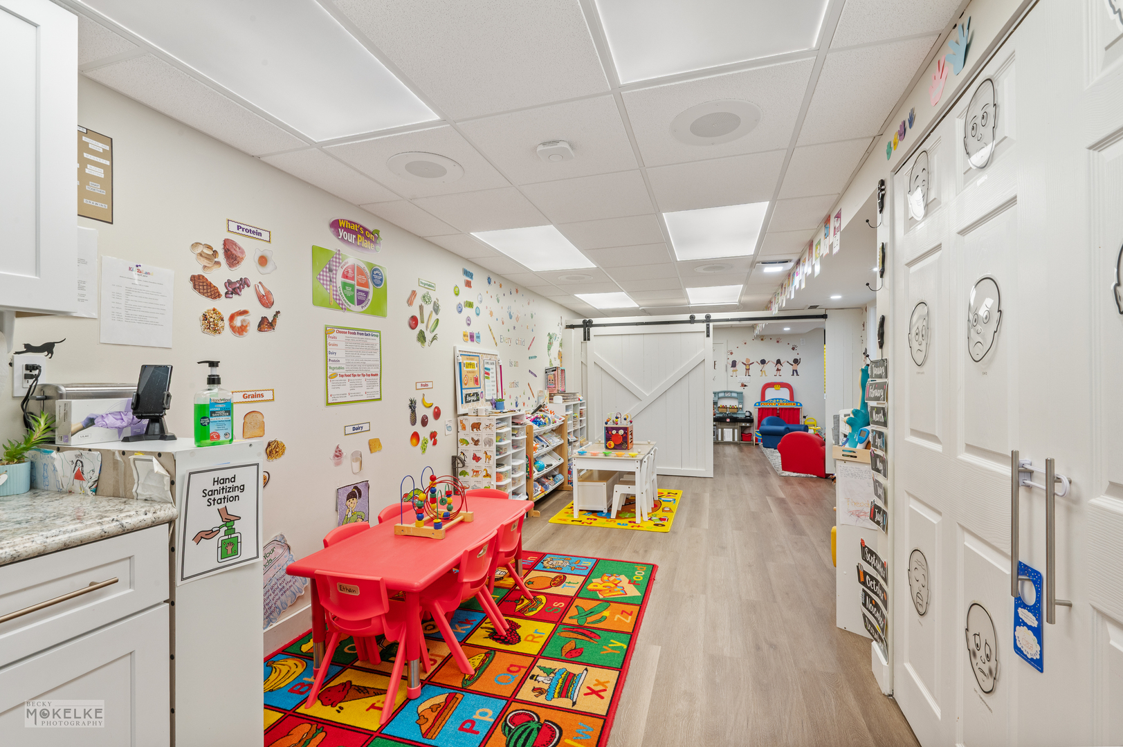 Montgomery, Illinois, 60538, United States, 5 Bedrooms Bedrooms, ,4 BathroomsBathrooms,Residential,For Sale,1925082