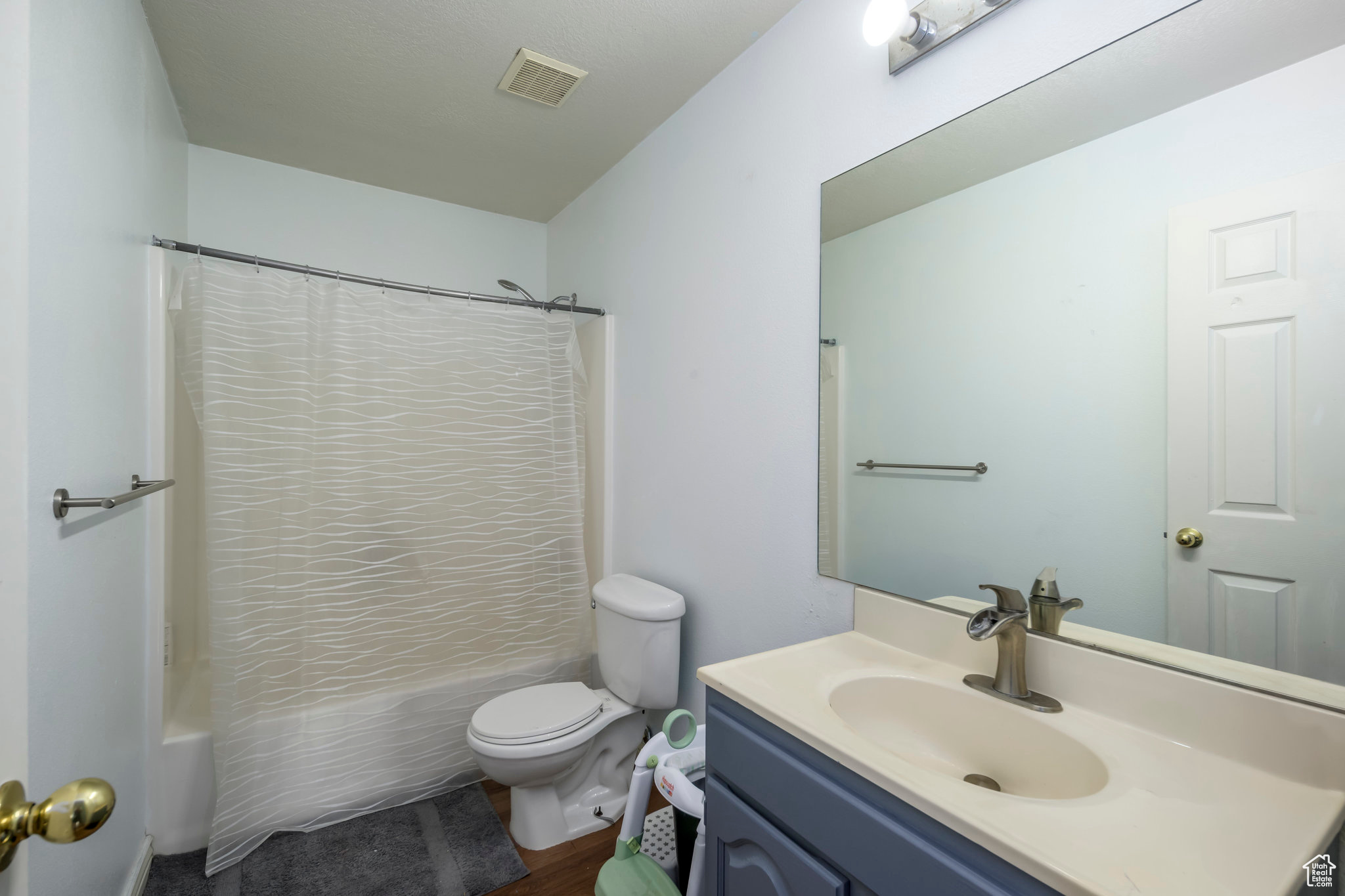 West Valley City, Utah, 84128, United States, 6 Bedrooms Bedrooms, ,3 BathroomsBathrooms,Residential,For Sale,1917047