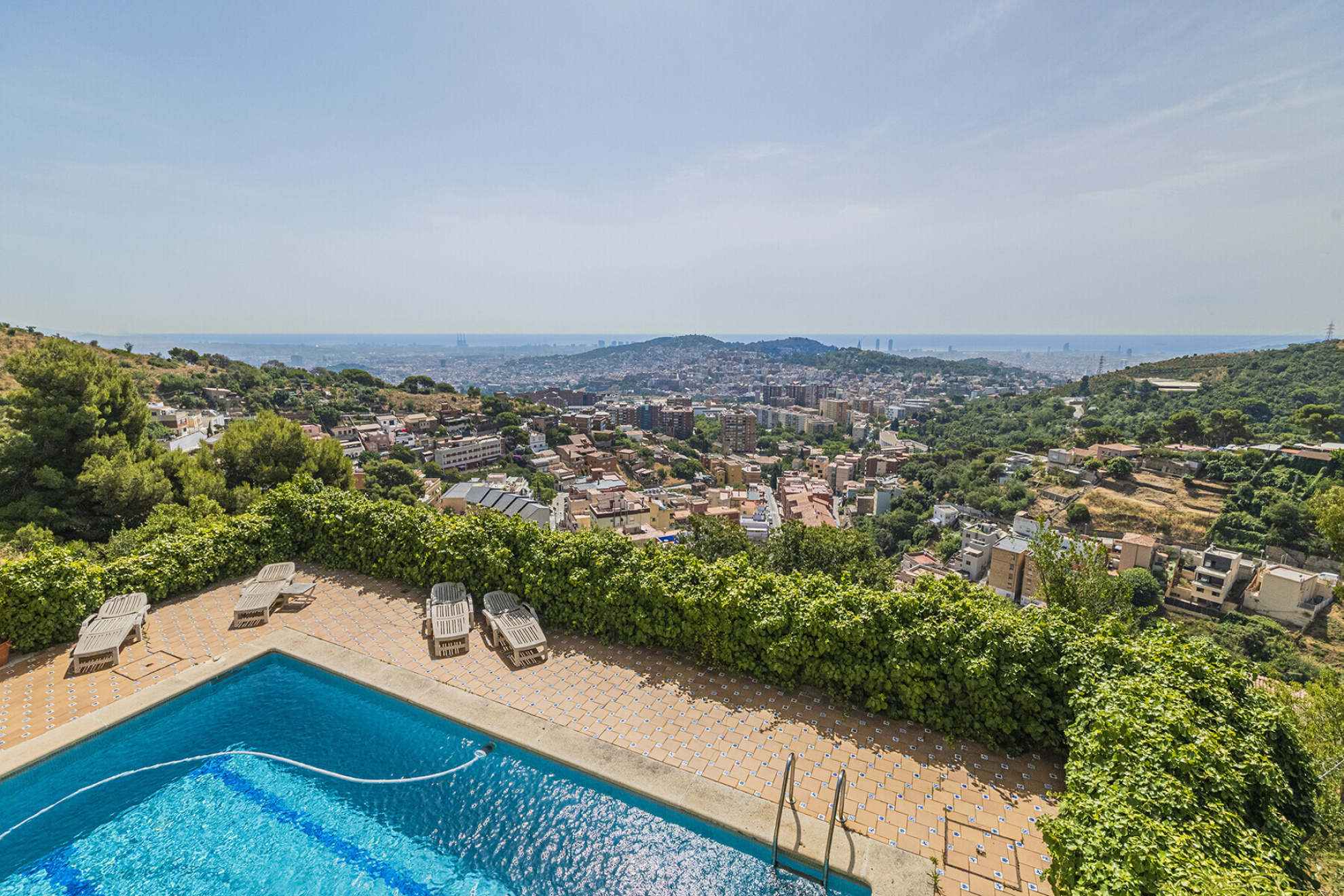  Detached house surrounded by nature with panoramic views of Barcelona - 物件實景