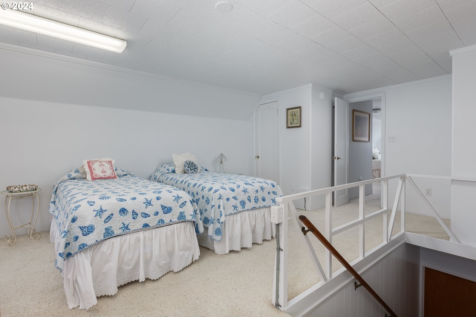 Lincoln City, Oregon, 97367, United States, 3 Bedrooms Bedrooms, ,2 BathroomsBathrooms,Residential,For Sale,1735832