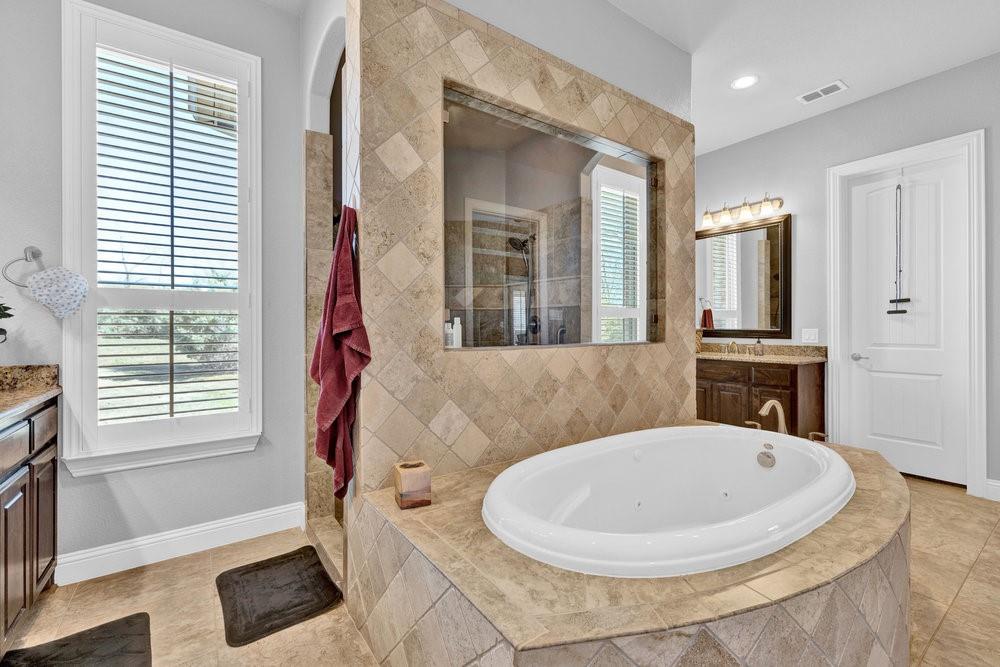 Cross Roads, Texas, 76227, United States, 4 Bedrooms Bedrooms, ,4 BathroomsBathrooms,Residential,For Sale,1902965