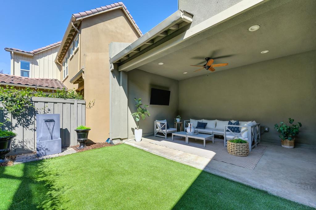 Sacramento, California, 95816, United States, 3 Bedrooms Bedrooms, ,3 BathroomsBathrooms,Residential,For Sale,1916793