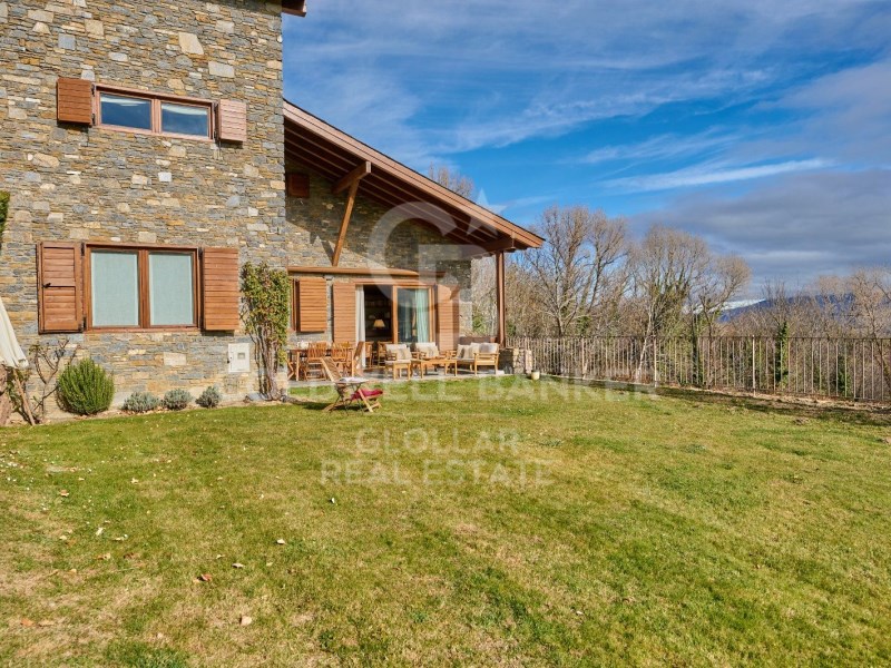 Isòvol, Catalonia, ES, 4 Bedrooms Bedrooms, ,4 BathroomsBathrooms,Residential,For Sale,1578046