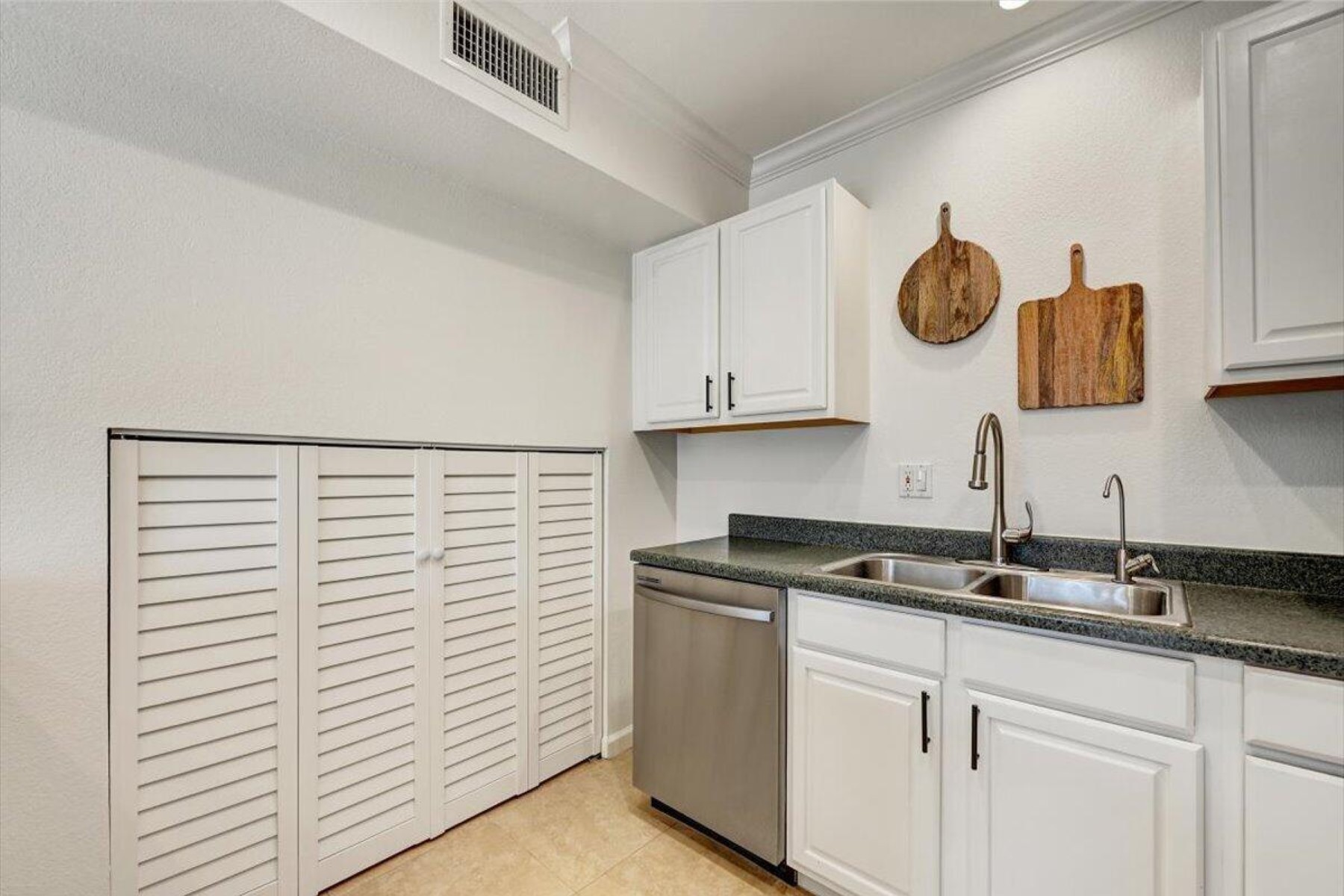  8550 E Indian School Road ¦Scottsdale, AZ - 物件實景