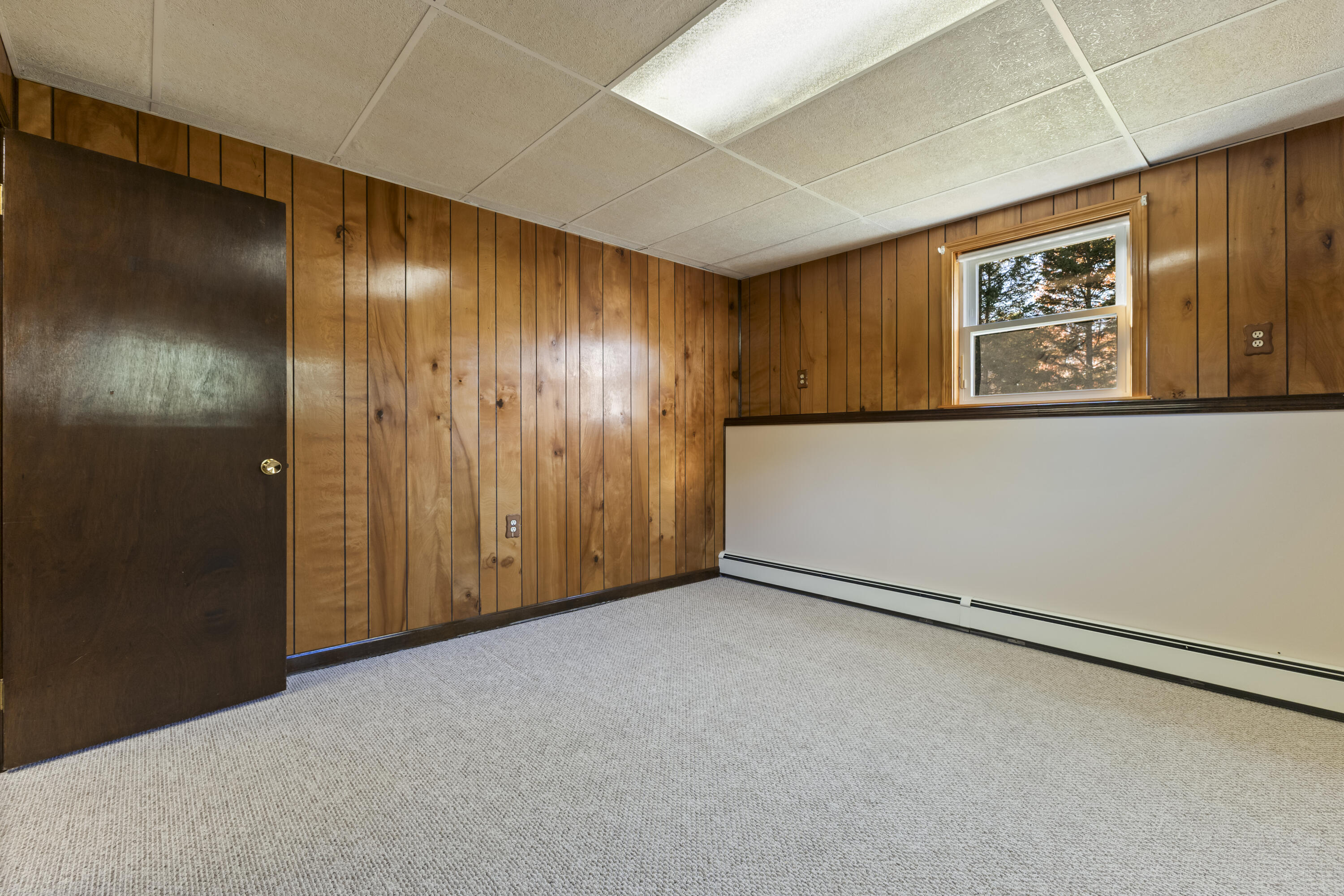 Saco, Maine, 04072, United States, ,2 BathroomsBathrooms,Residential,For Sale,1962382