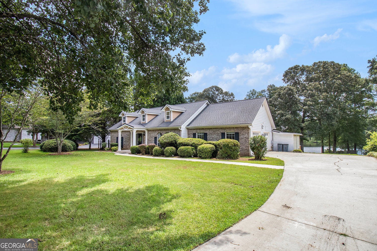 Jackson, Georgia, 30233, United States, 3 Bedrooms Bedrooms, ,3 BathroomsBathrooms,Residential,For Sale,1902958