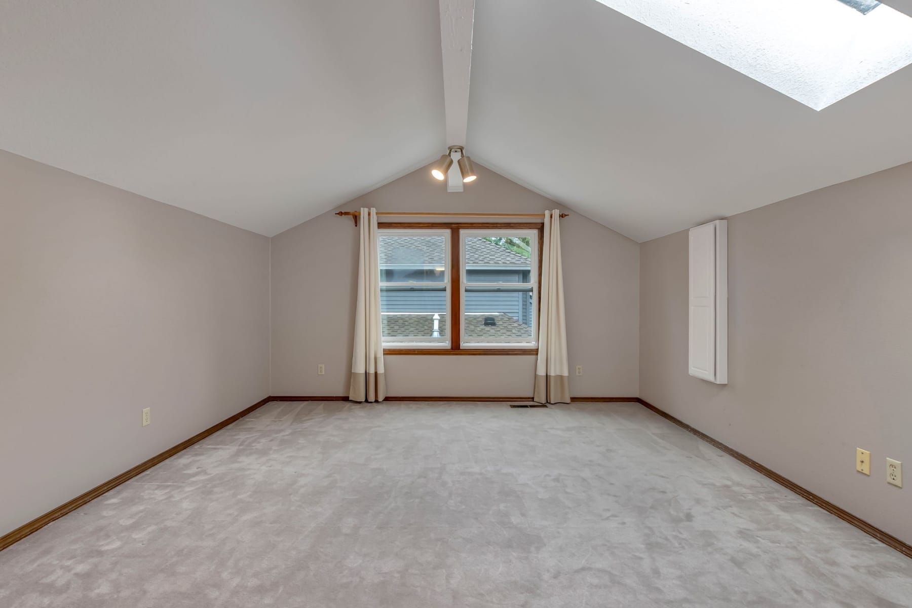  4055 TROUT WAY Lake Oswego, OR 97034 - 物件實景