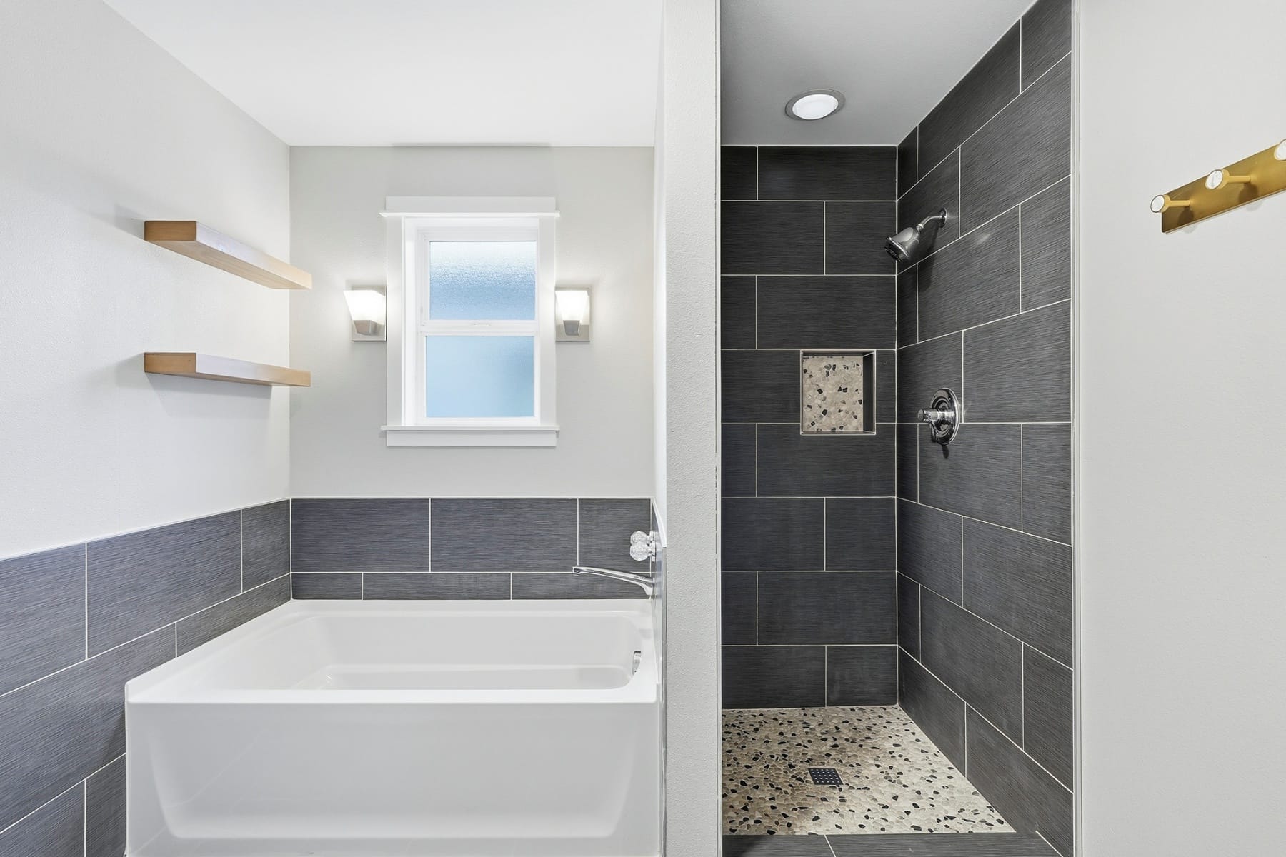  22335 SW MARTINAZZI AVE Tualatin, OR 97062 - 物件實景