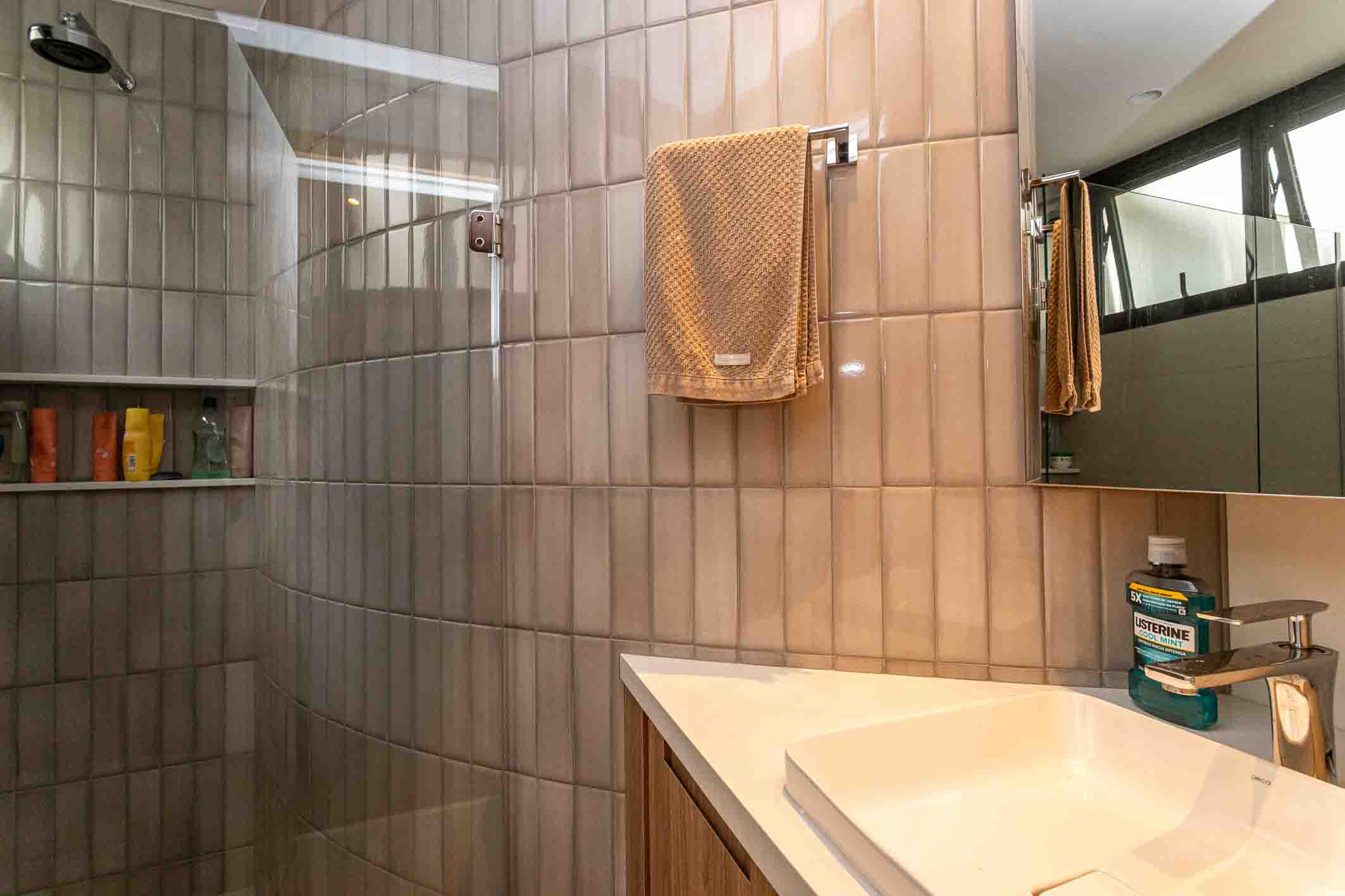  Renovated three-suite apartment in a prime residential location - 物件實景