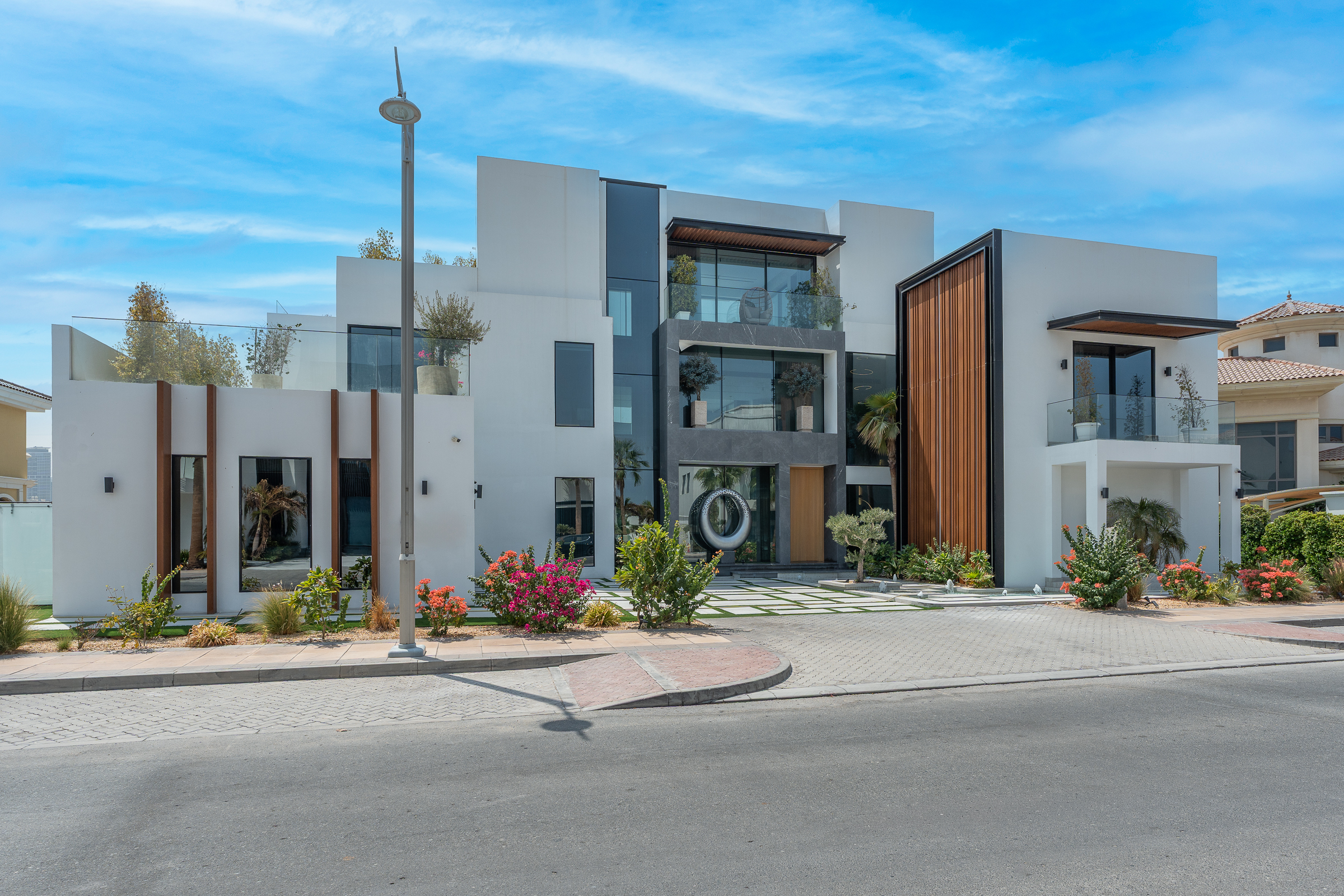  Expertly Upgraded Signature Villa on Palm Jumeirah - 物件實景
