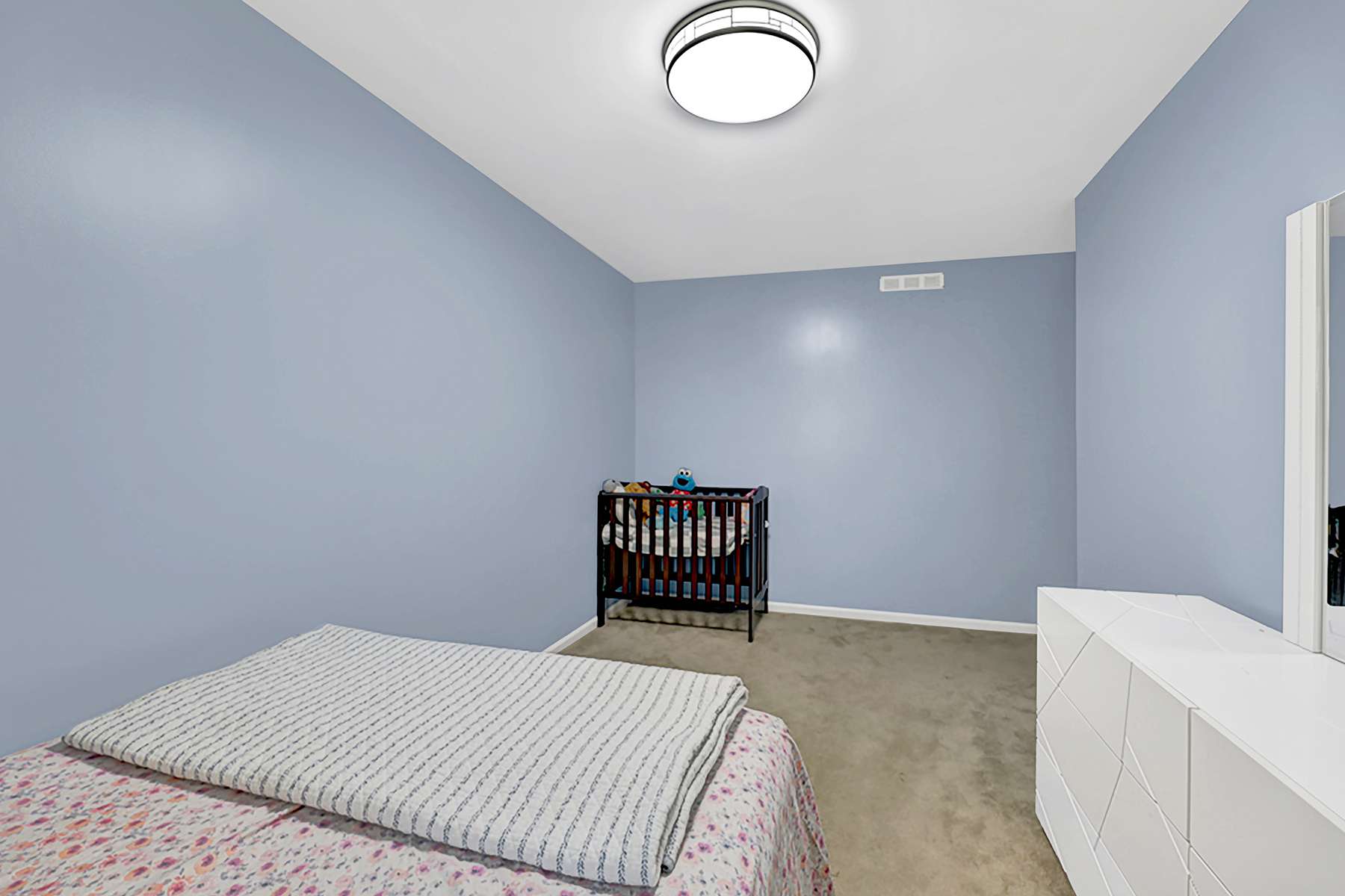 Brooklyn, New York, 11234, United States, 5 Bedrooms Bedrooms, ,3 BathroomsBathrooms,Residential,For Sale,1976876