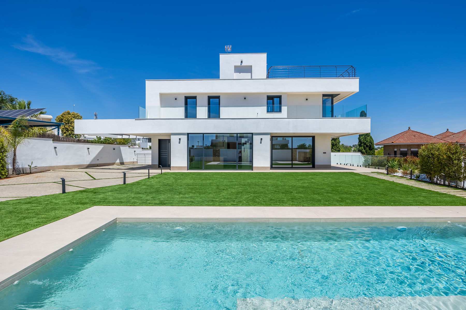  Newly built house with garden, pool, and open views over Seville - 物件實景