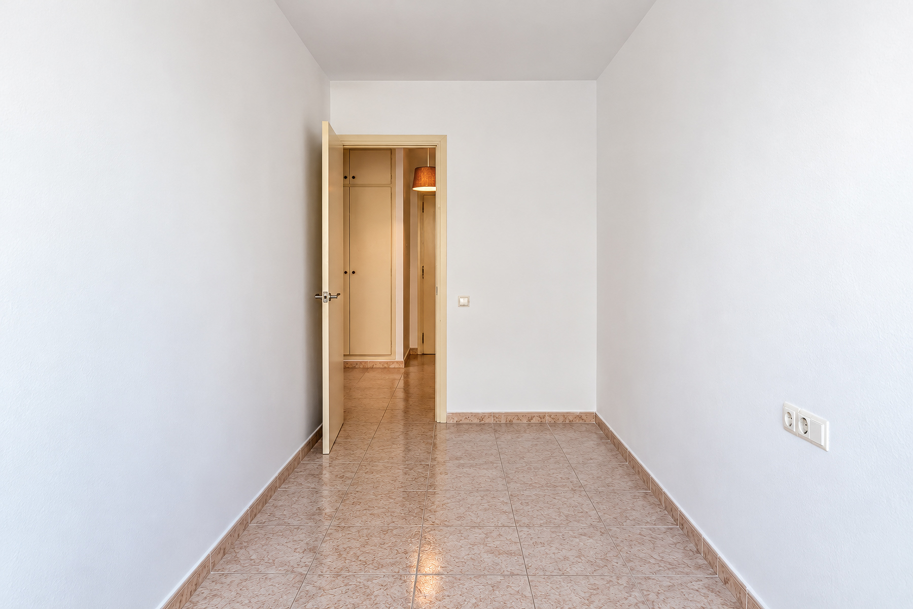  Flat with elevator in the heart of the village - 物件實景