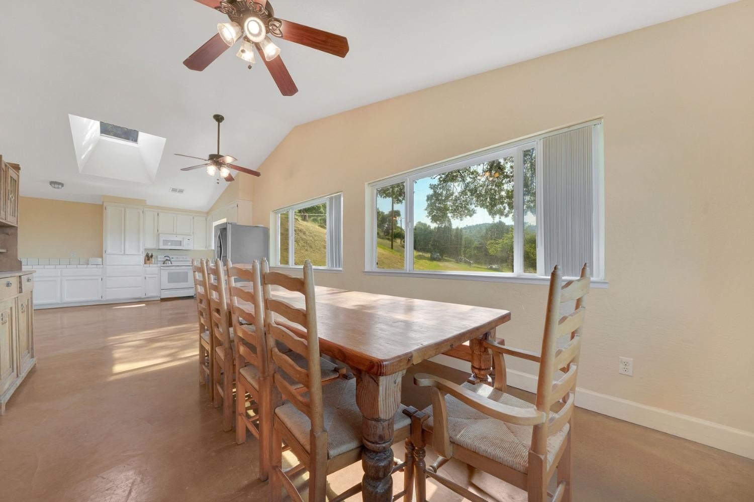 San Andreas, California, 95249, United States, 5 Bedrooms Bedrooms, ,4 BathroomsBathrooms,Residential,For Sale,1931003