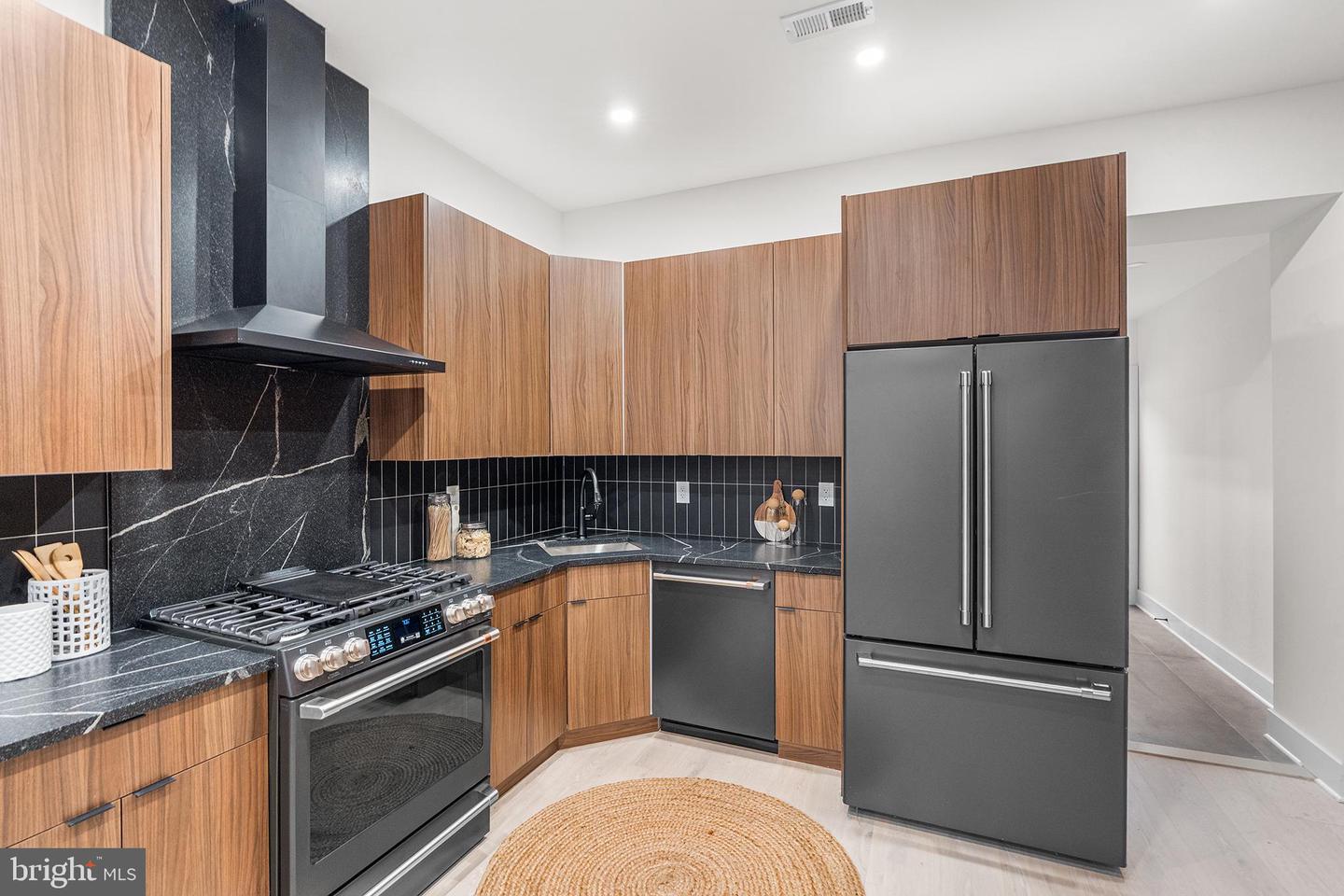 Philadelphia, Pennsylvania, 19125, United States, 3 Bedrooms Bedrooms, ,3 BathroomsBathrooms,Residential,For Sale,1954864