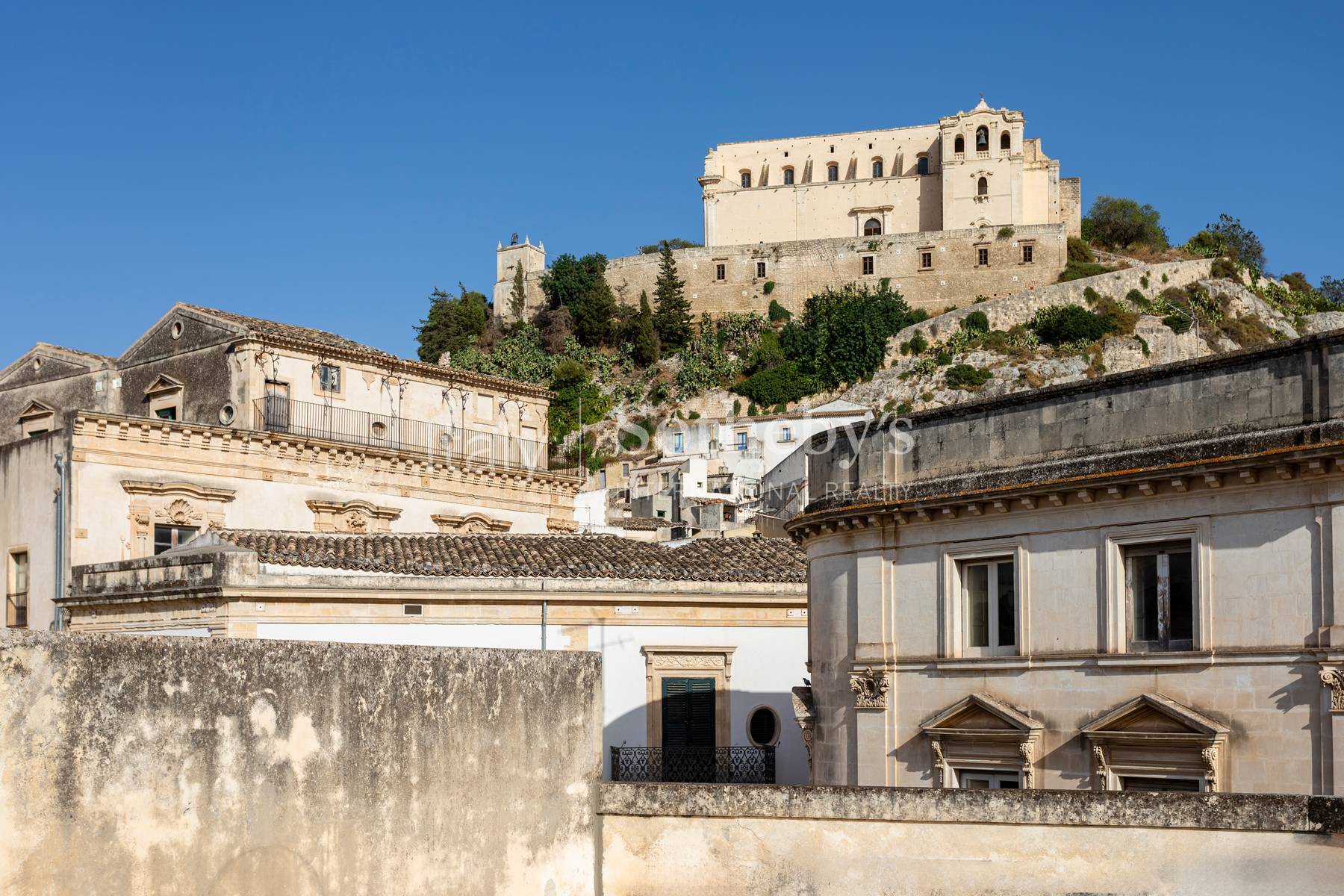  A prestigious property overlooking the main square in Scicli - 物件實景