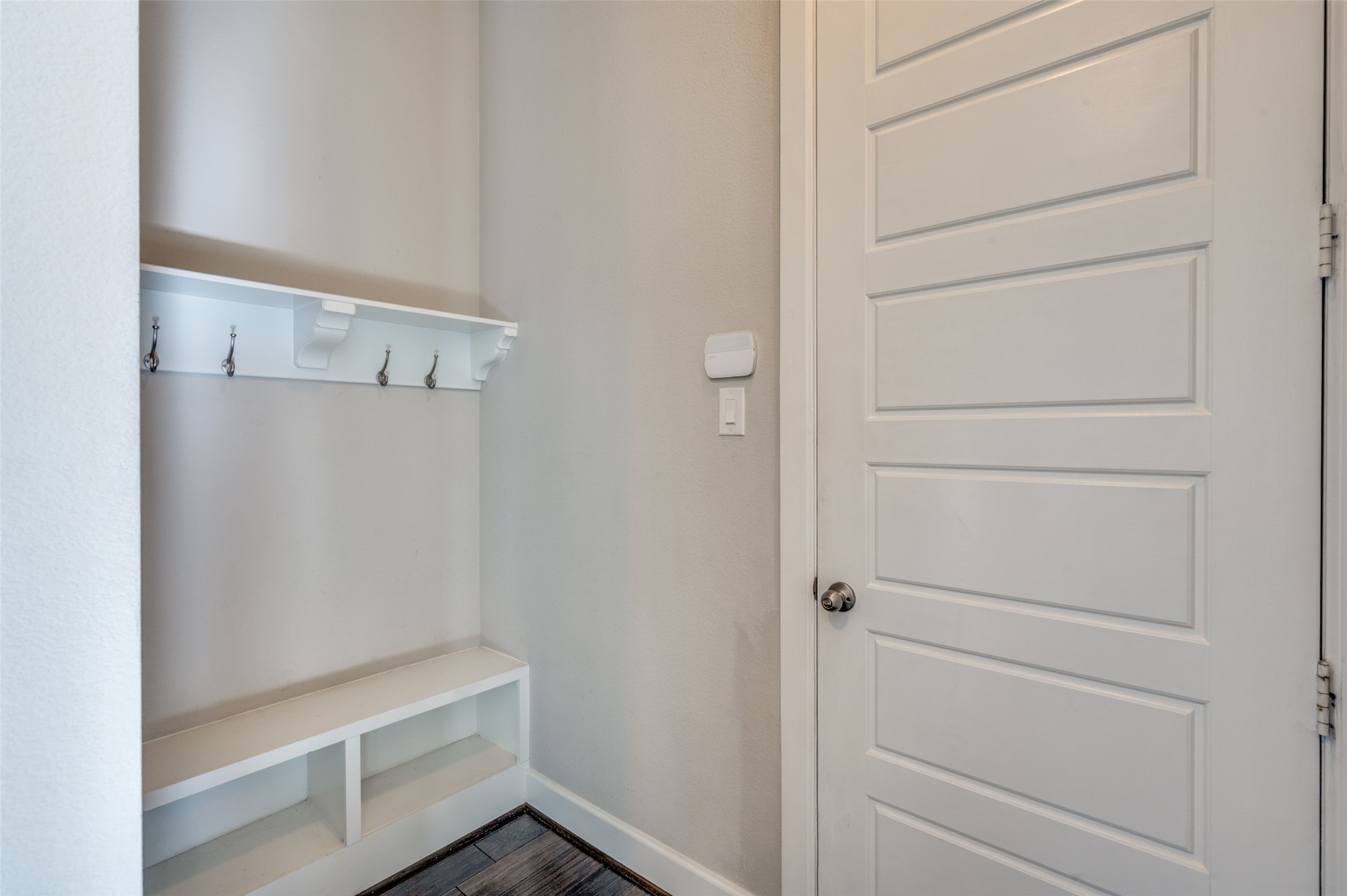 Arlington, Texas, 76005, United States, 4 Bedrooms Bedrooms, ,4 BathroomsBathrooms,Residential,For Sale,1857348