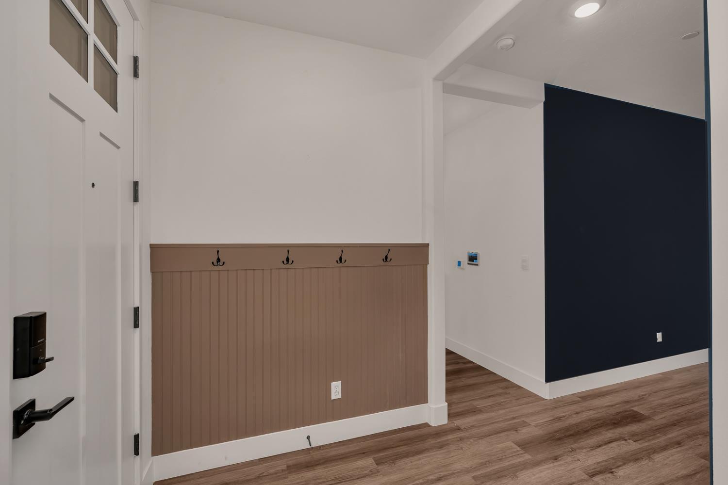 Los Banos, California, 93635, United States, 4 Bedrooms Bedrooms, ,2 BathroomsBathrooms,Residential,For Sale,2005631