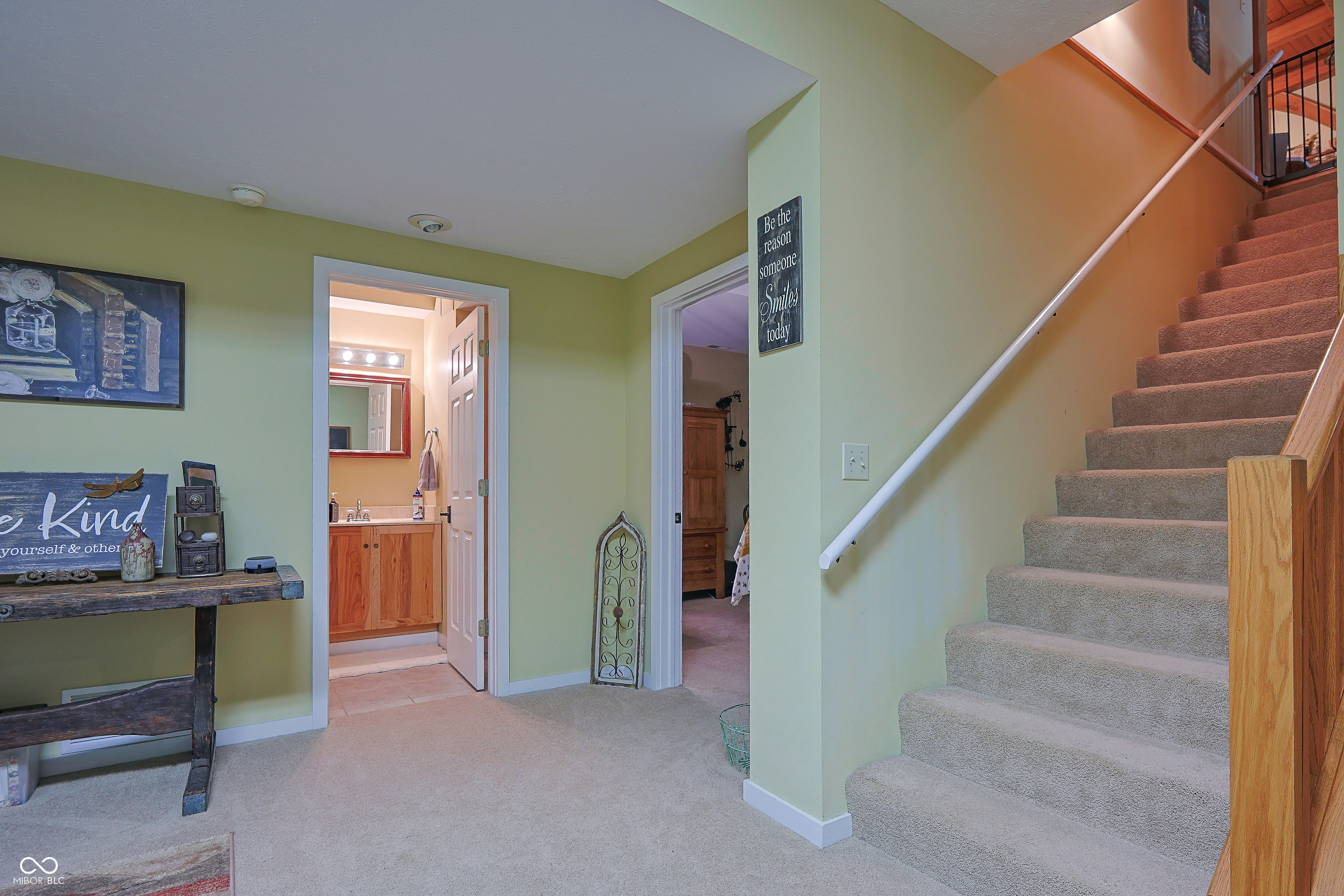 Nashville, Indiana, 47448, United States, 3 Bedrooms Bedrooms, ,4 BathroomsBathrooms,Residential,For Sale,1974172