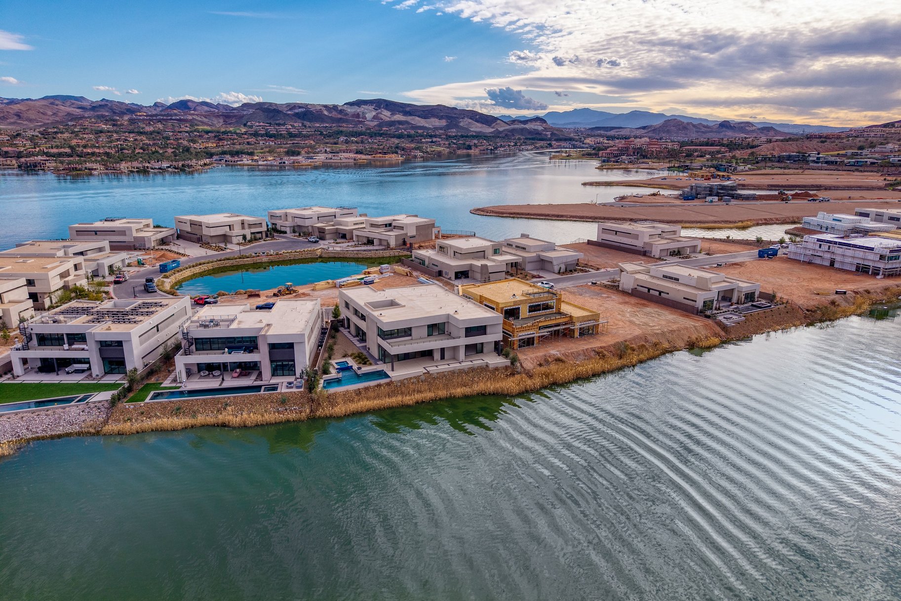  Lake Las Vegas Water Front Approved for Private Dock - 物件實景